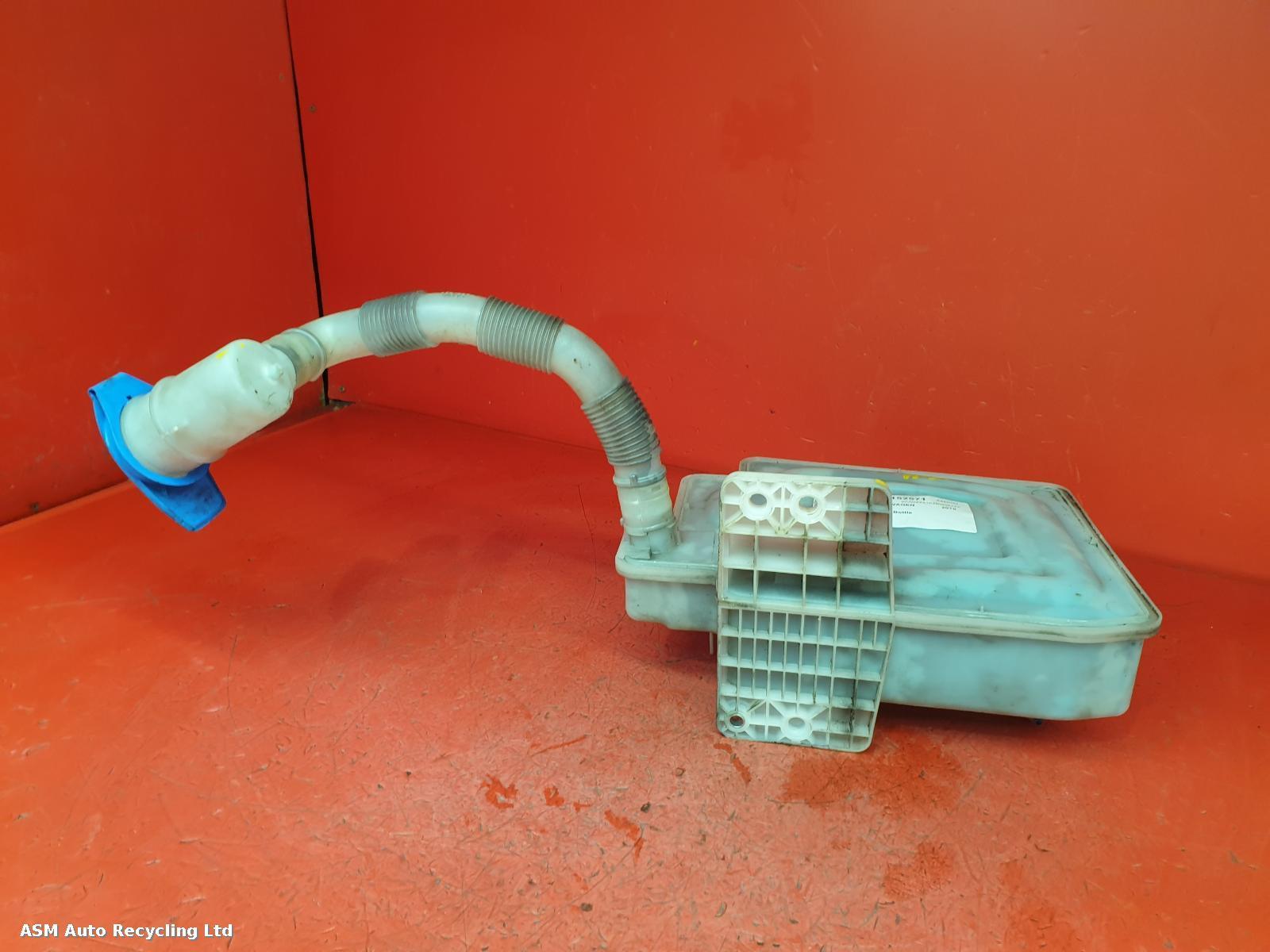 View Auto part Washer Bottle Volkswagen Golf 2010