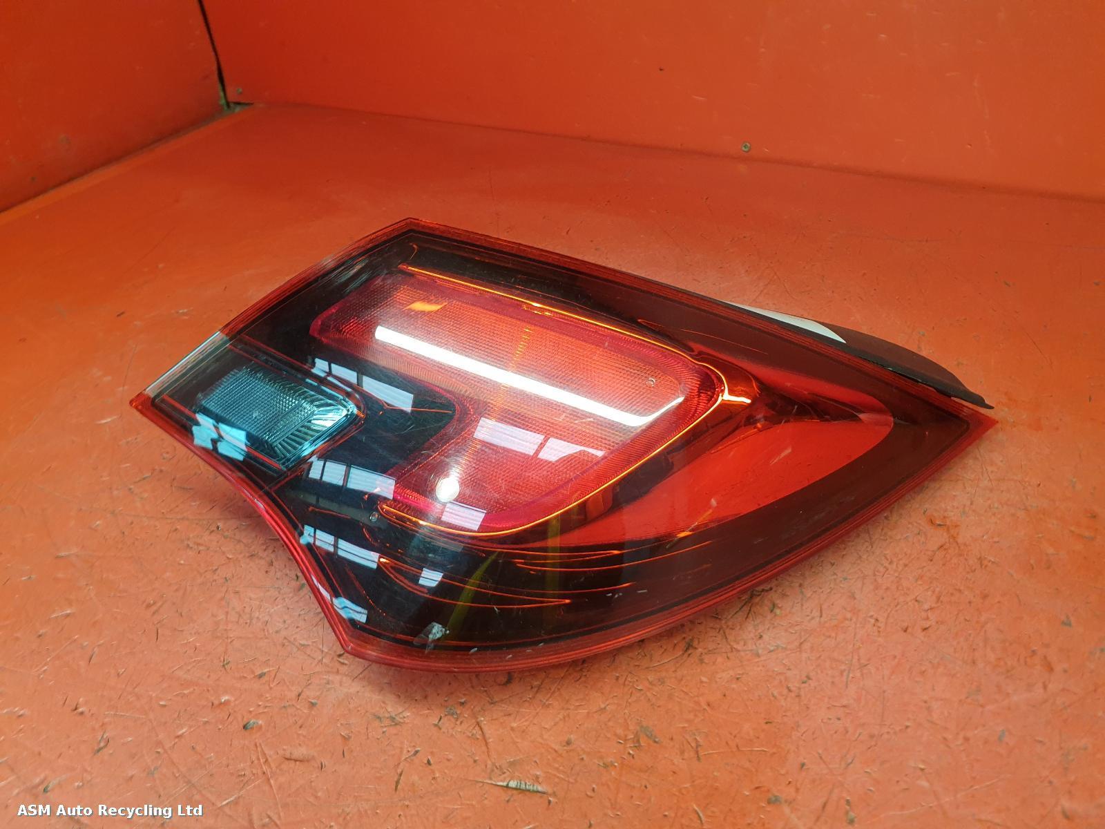 View Auto part R Taillight Vauxhall Astra 2014
