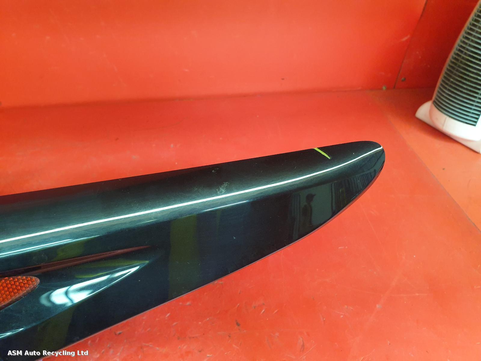 View Auto part R Taillight Lexus Nx Series 2016