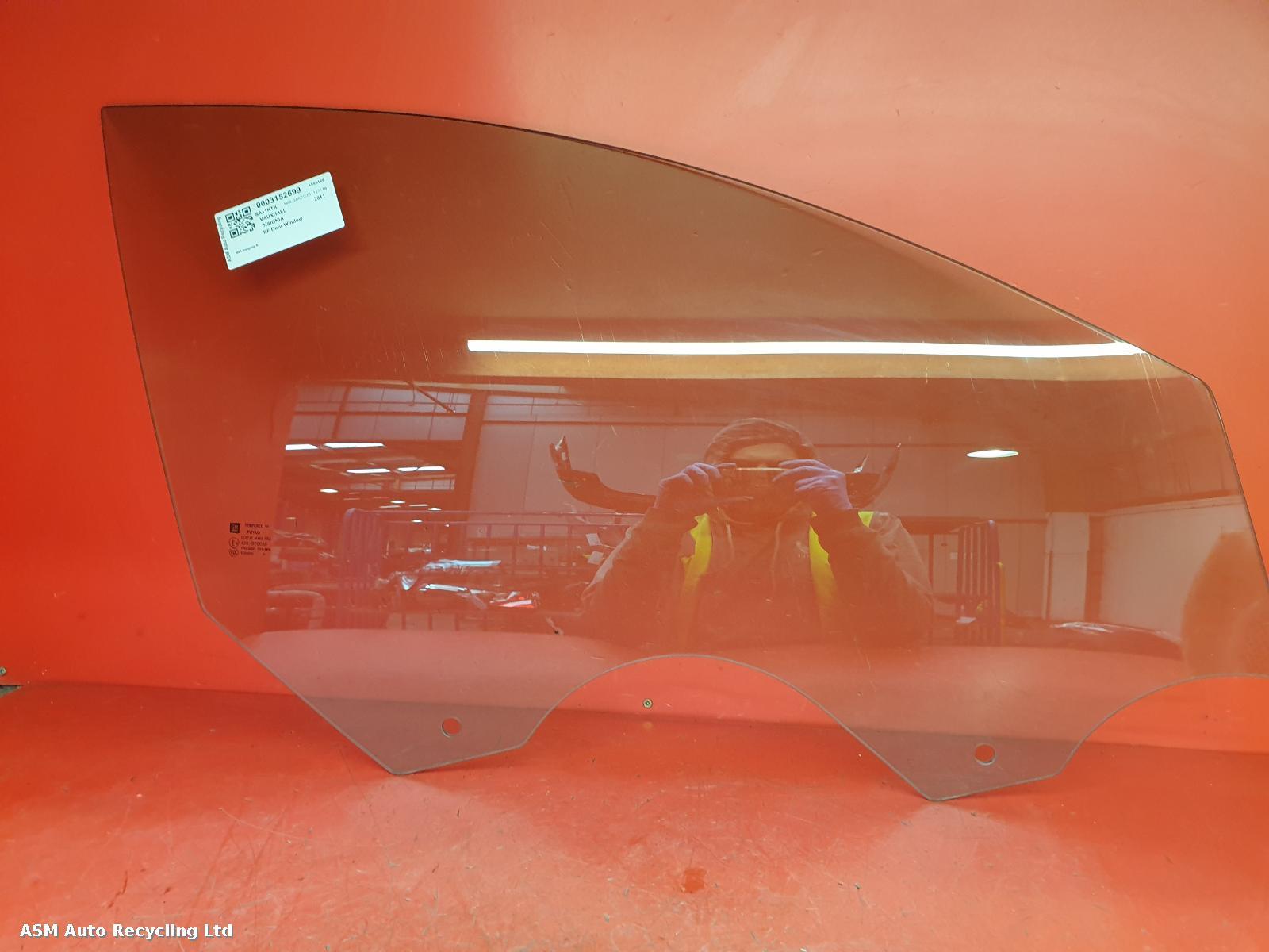 View Auto part RF Door Window Vauxhall Insignia 2011