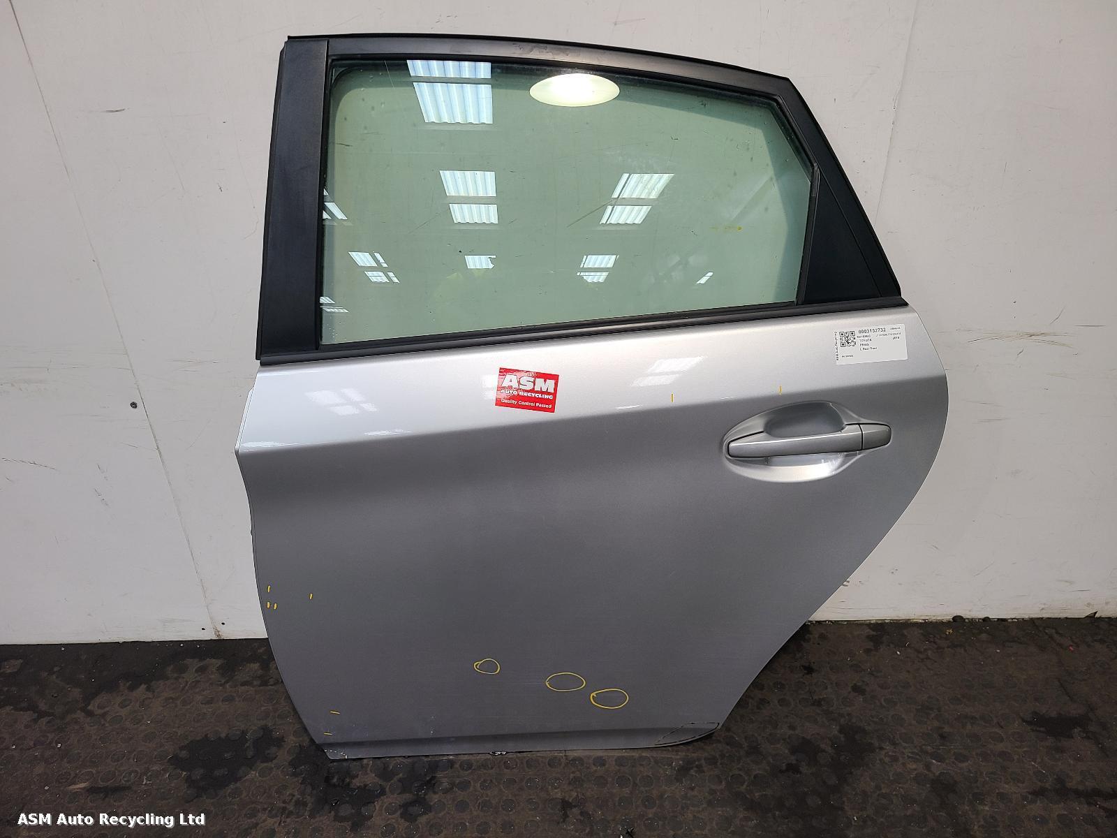 View Auto part L Rear Door Toyota Prius 2010