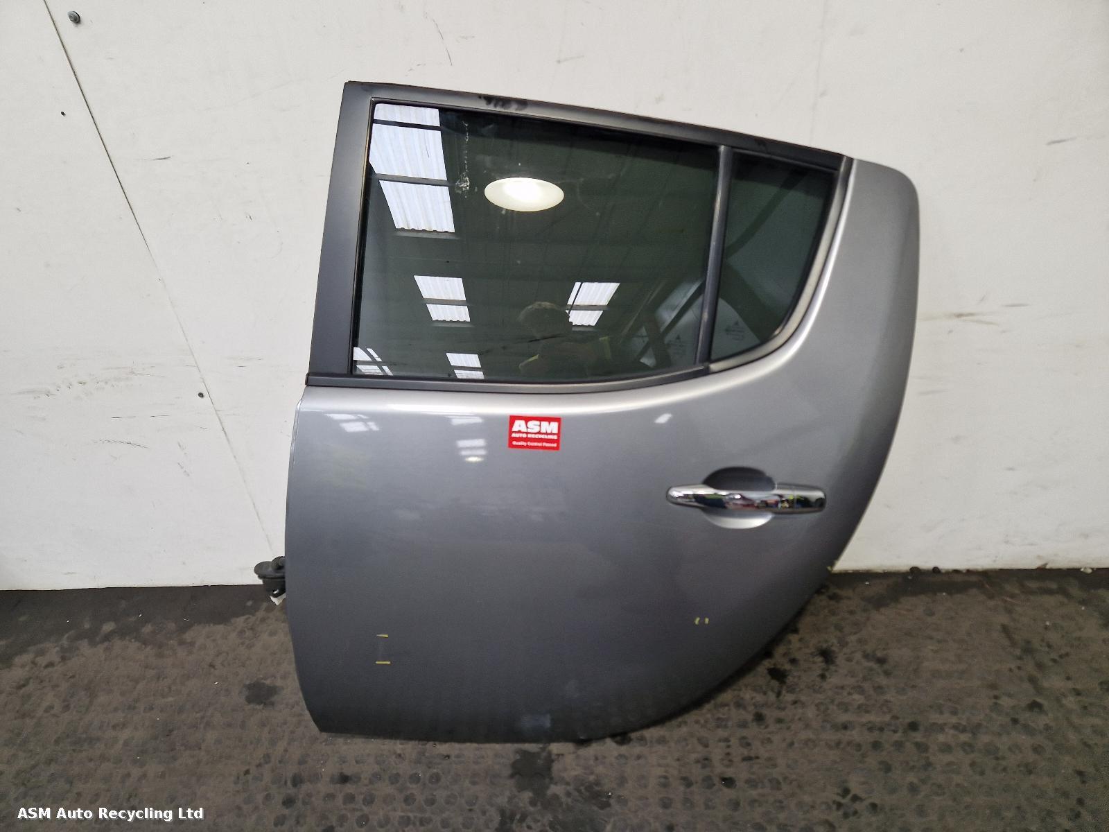 View Auto part L Rear Door Mitsubishi L200 2014
