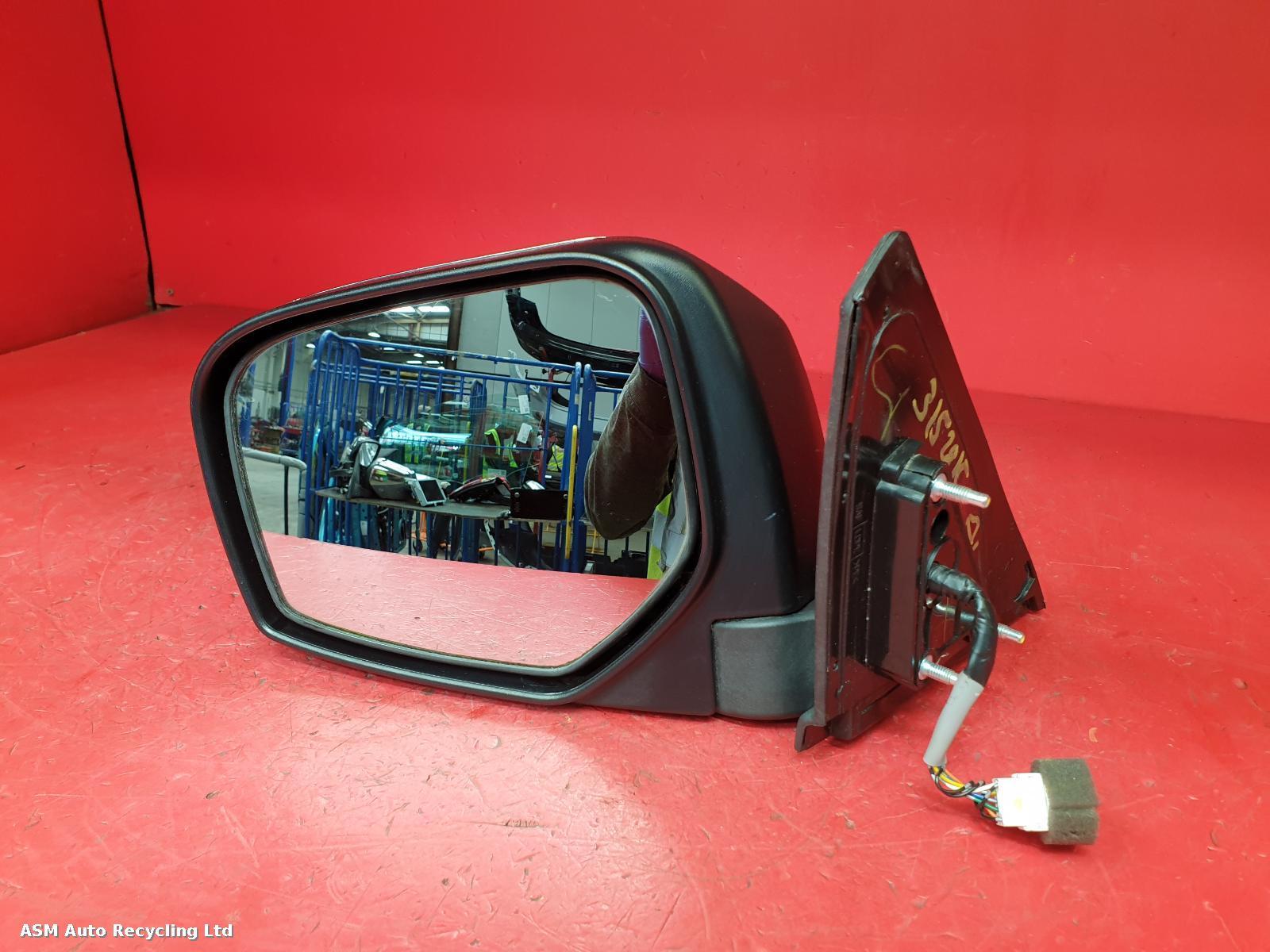 View Auto part L Door Mirror Mitsubishi L200 2014
