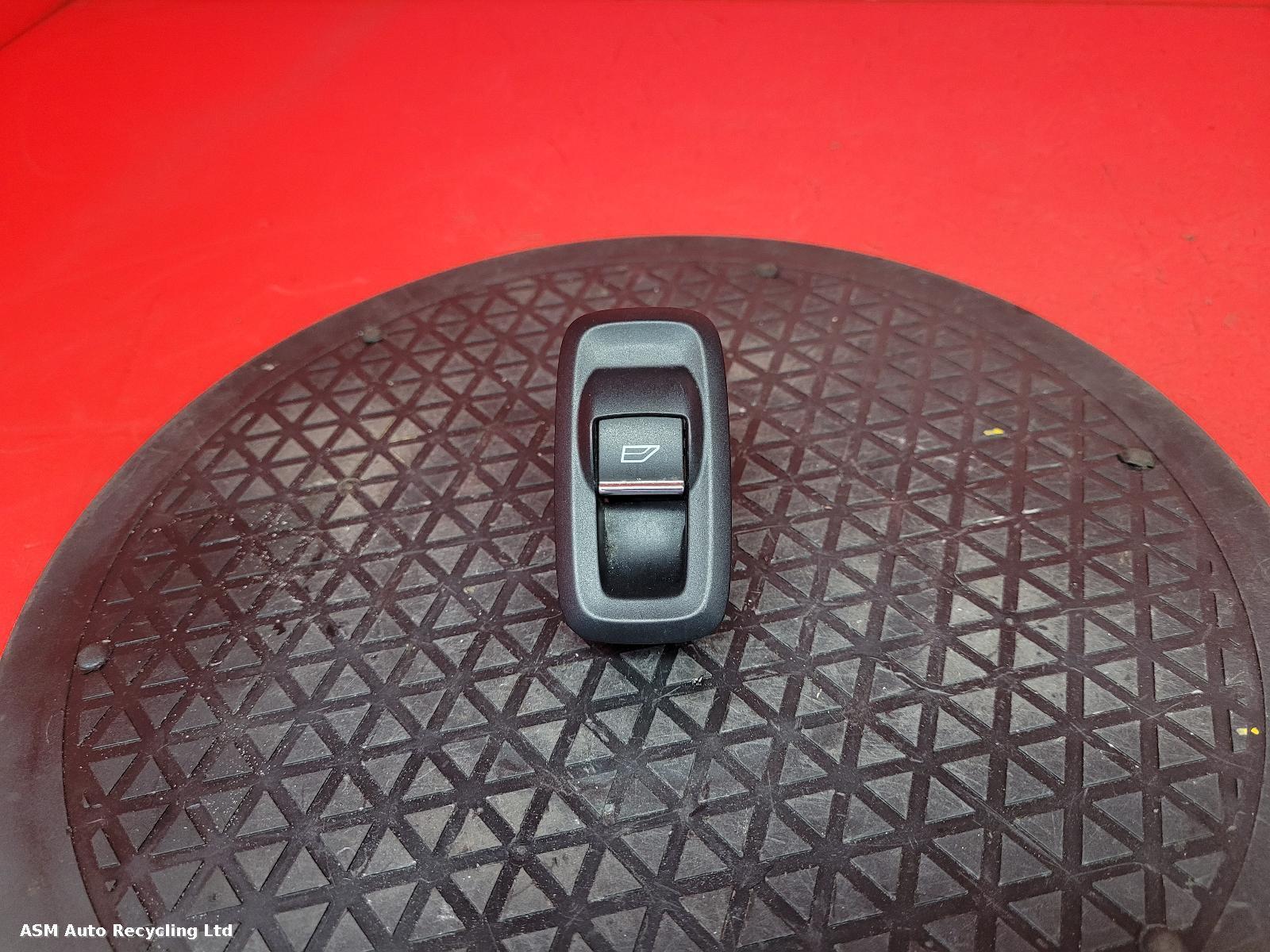 View Auto part Elect. Window Switch Ford Ecosport 2016