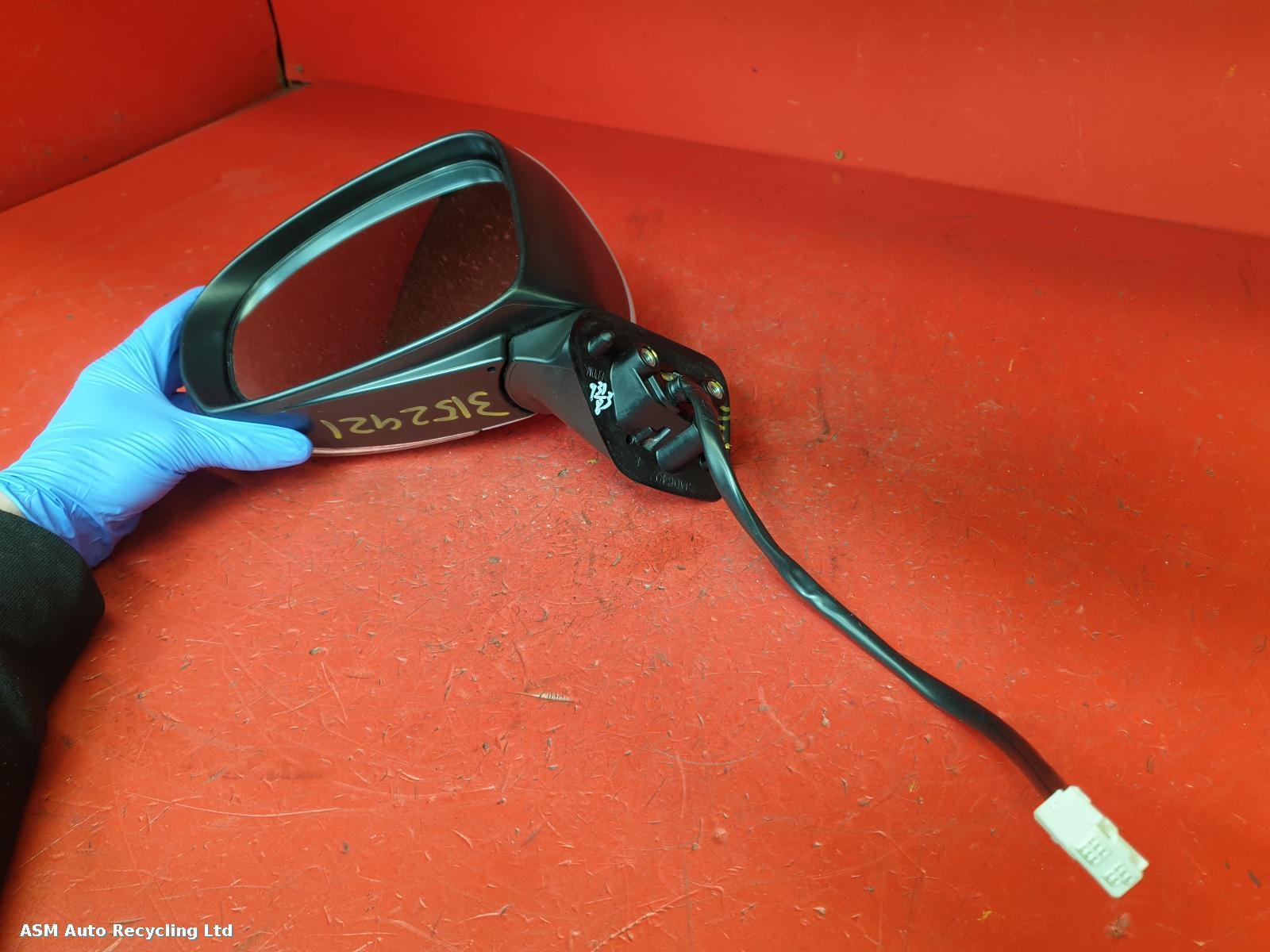 View Auto part L Door Mirror Toyota Prius 2012