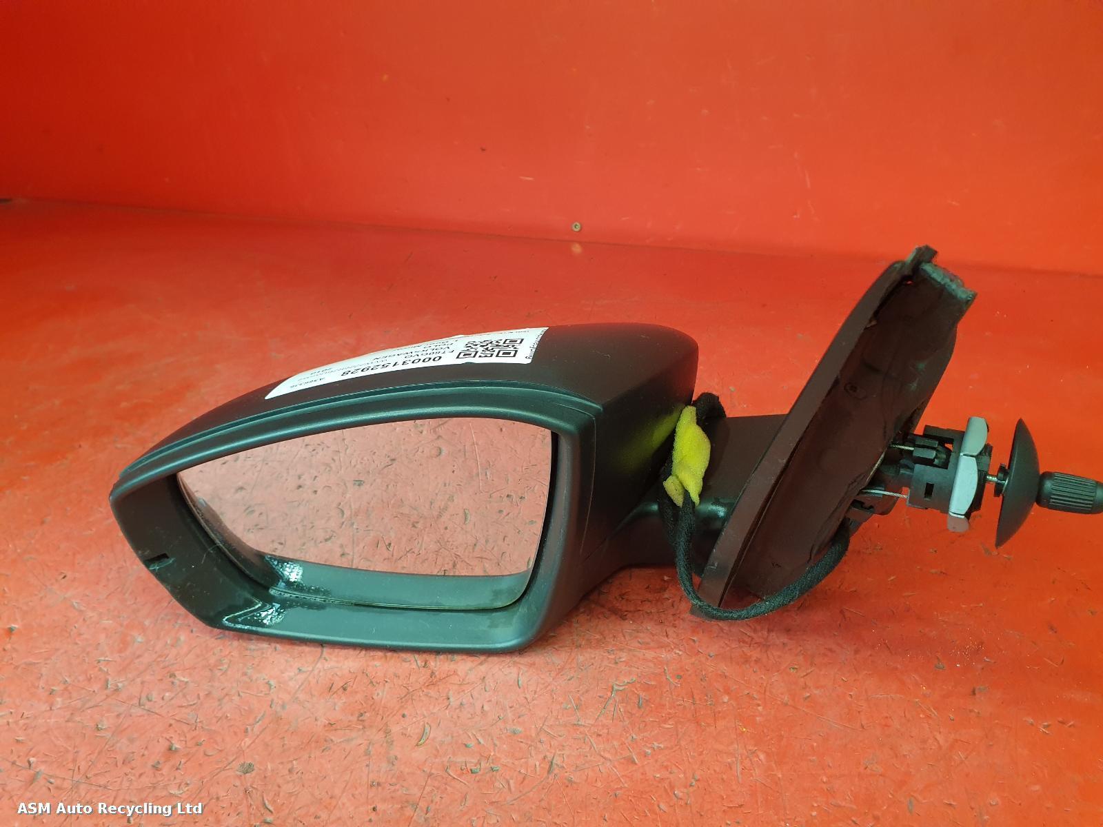 View Auto part L Door Mirror Volkswagen Polo 2010
