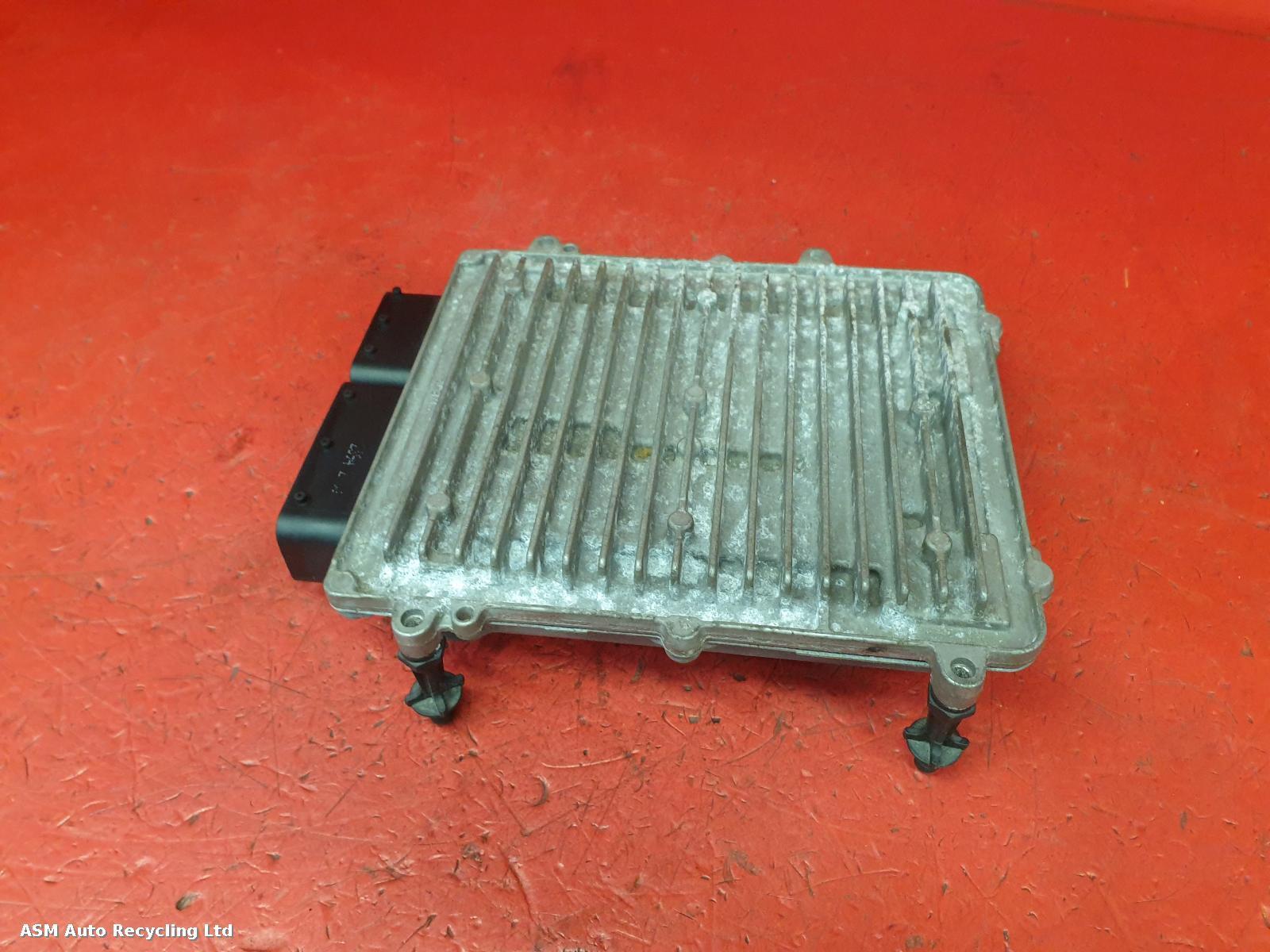 View Auto part ECU Mercedes E Class 2015