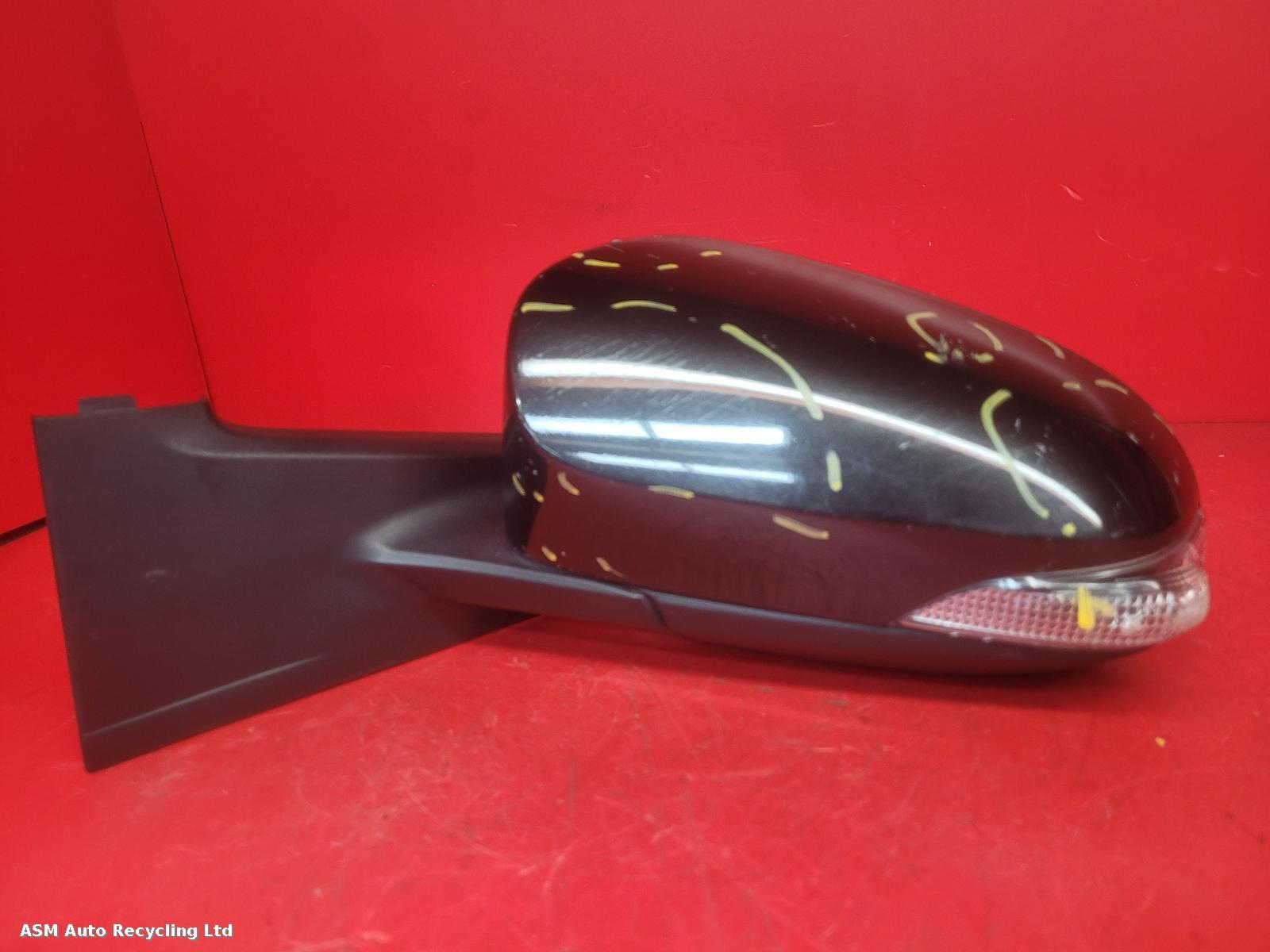 View Auto part L Door Mirror Toyota Yaris 2013