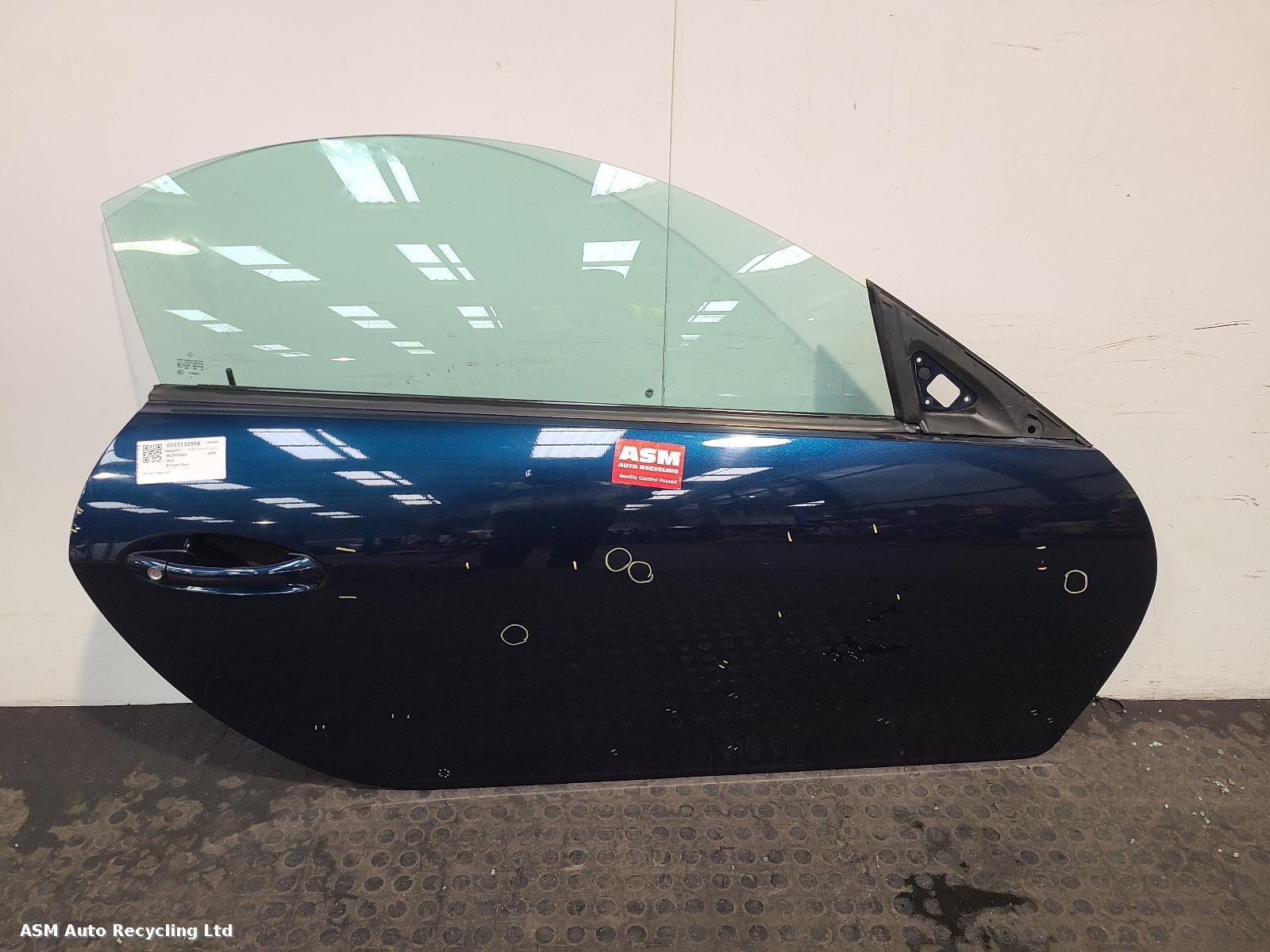 View Auto part R Front Door Mercedes Slk 2006