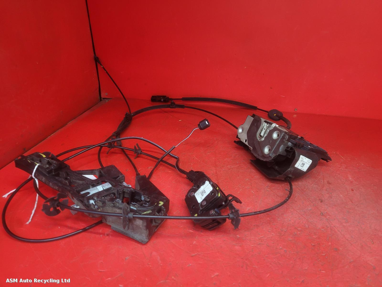 View Auto part Door Lock Assembly Ford B Max 2013