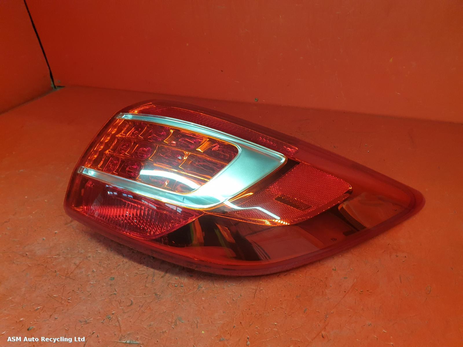 View Auto part R Taillight Kia Sportage 2011