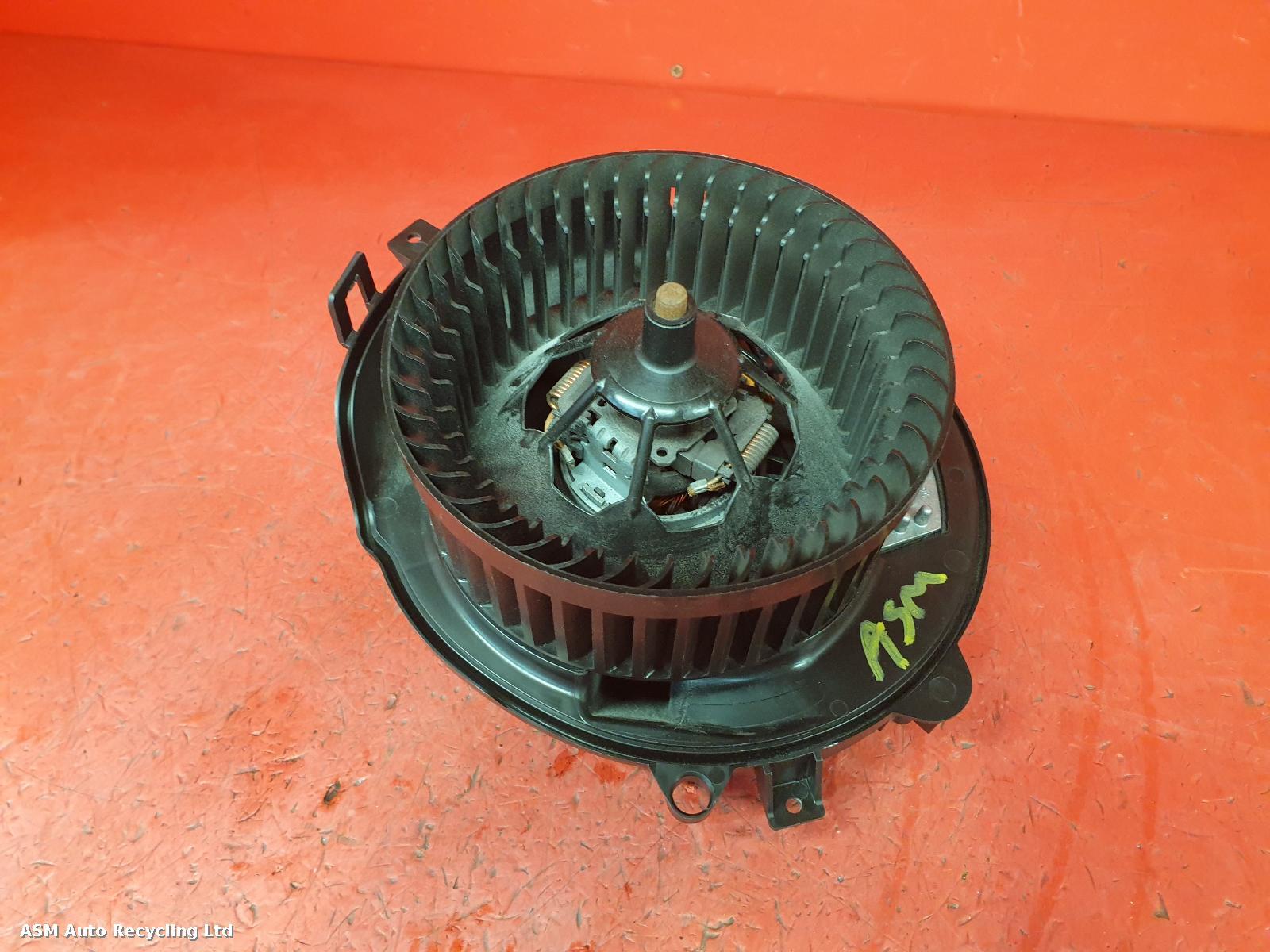View Auto part Heater Motor/Assembly Volkswagen Golf 2017
