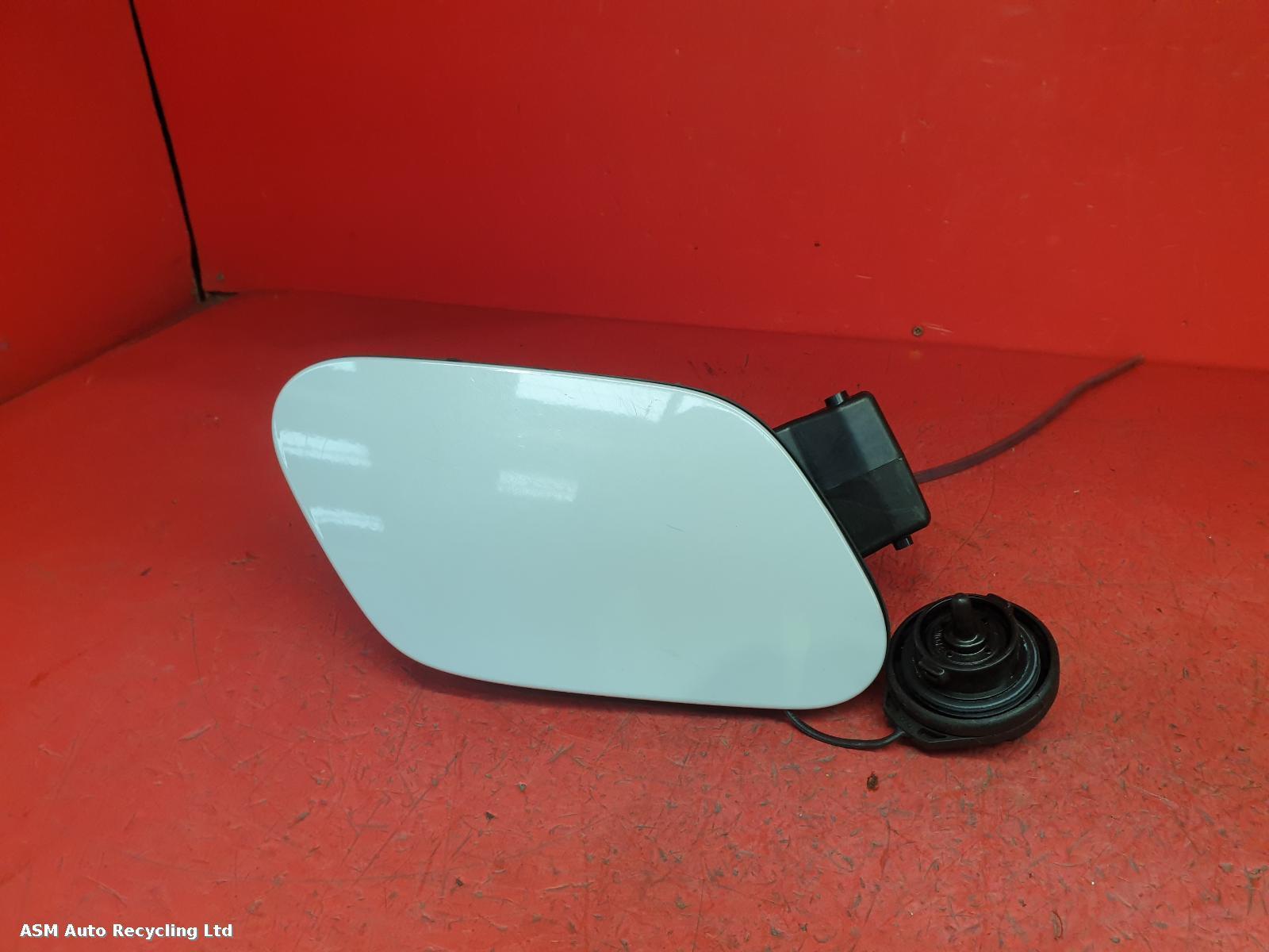 View Auto part Fuel Filler Flap Volkswagen Golf 2017