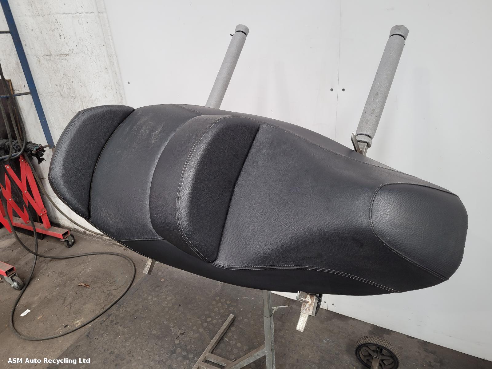 View Auto part Front Seat Piaggio Mp3 300 Lt Business 2018