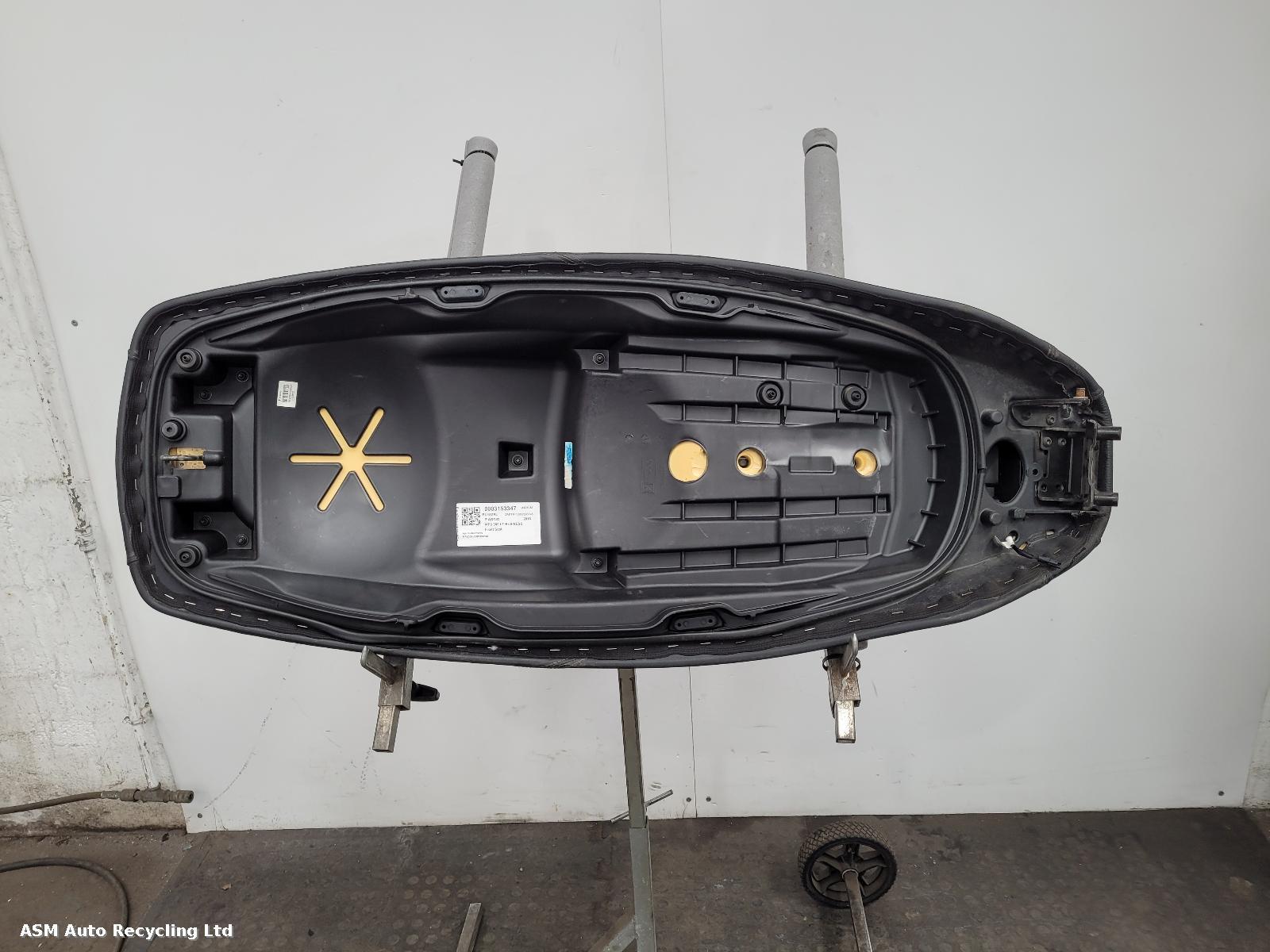 View Auto part Front Seat Piaggio Mp3 300 Lt Business 2018