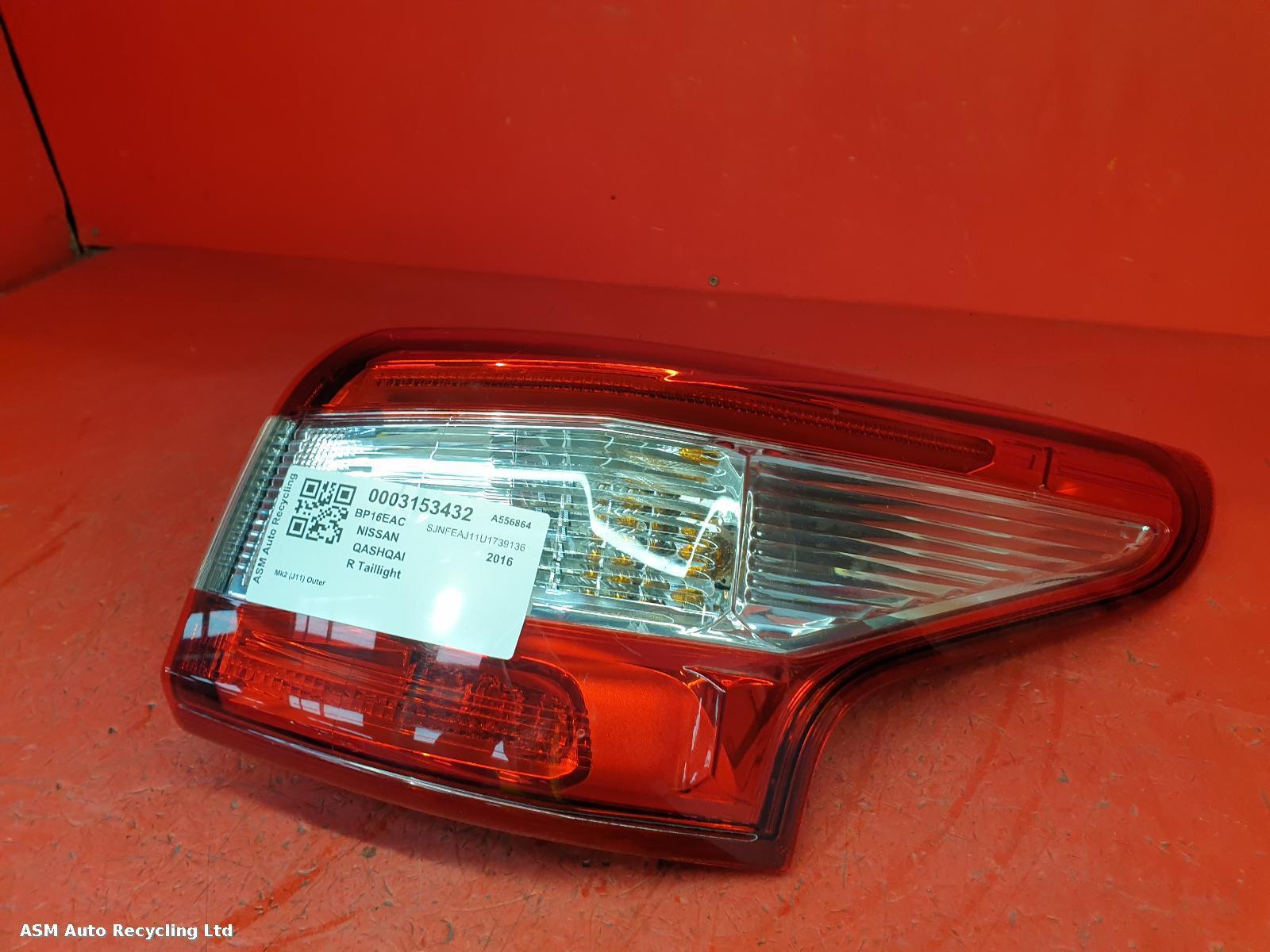 View Auto part R Taillight Nissan Qashqai 2016