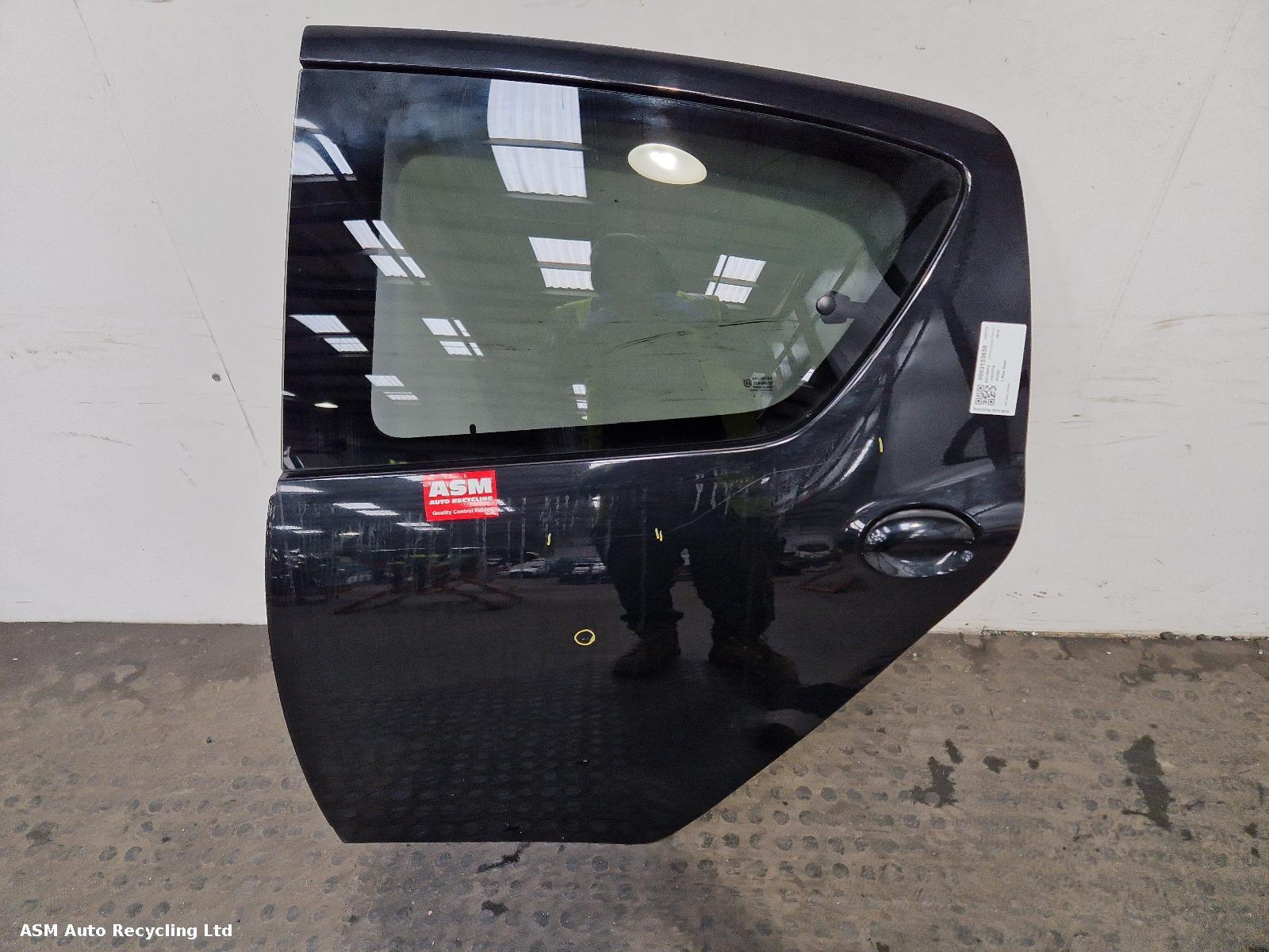 View Auto part L Rear Door Toyota Aygo 2014