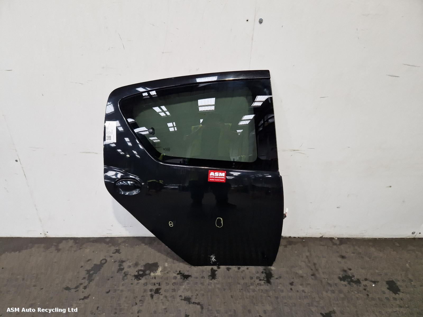 View Auto part R Rear Door Toyota Aygo 2014