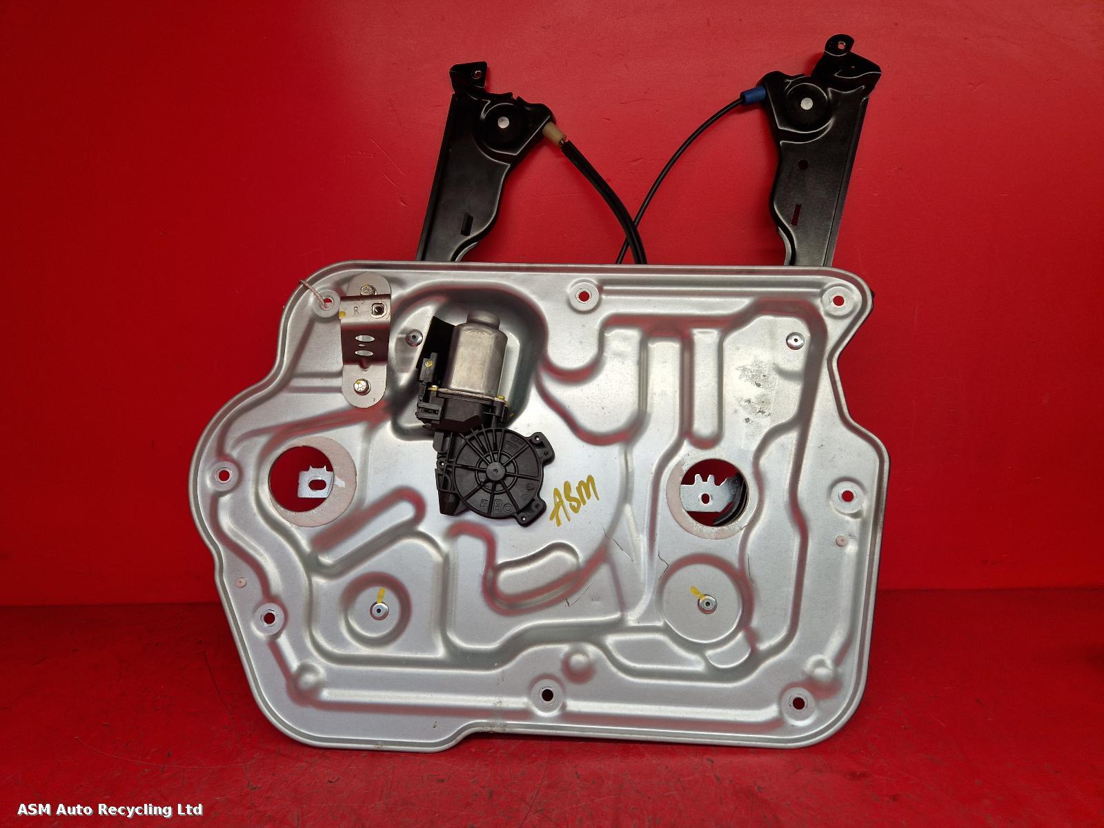 View Auto part RF Window Regulator Nissan Qashqai 2013