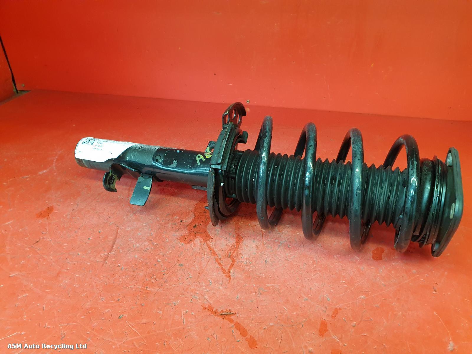 View Auto part RF Strut Ford Focus 2017
