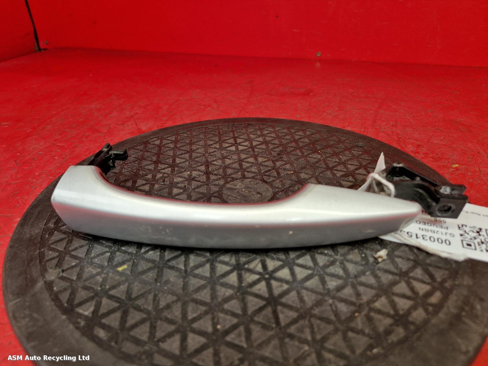View Auto part Door Handle Peugeot 508 2012