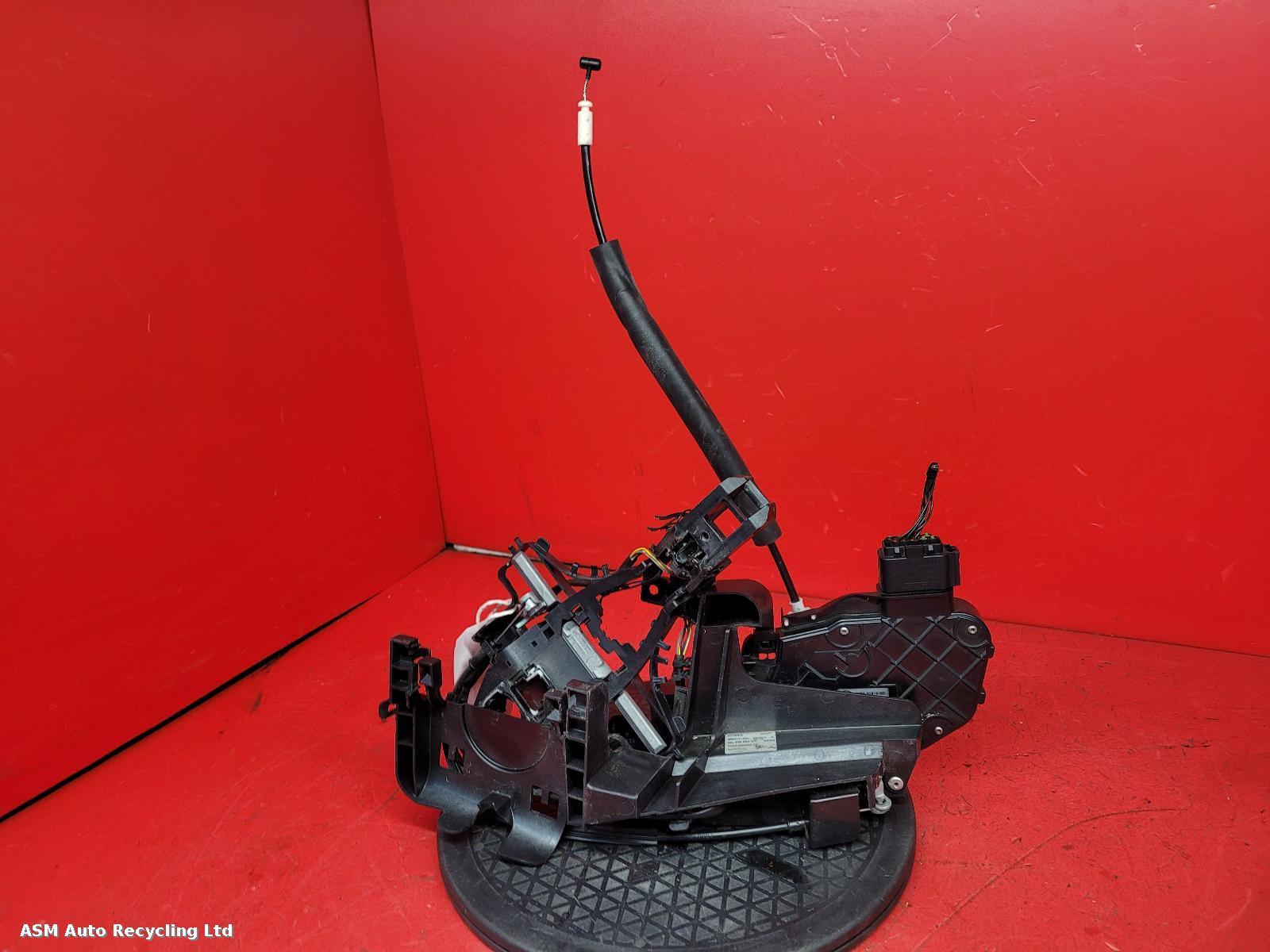 View Auto part Door Lock Assembly Jaguar Xf 2010