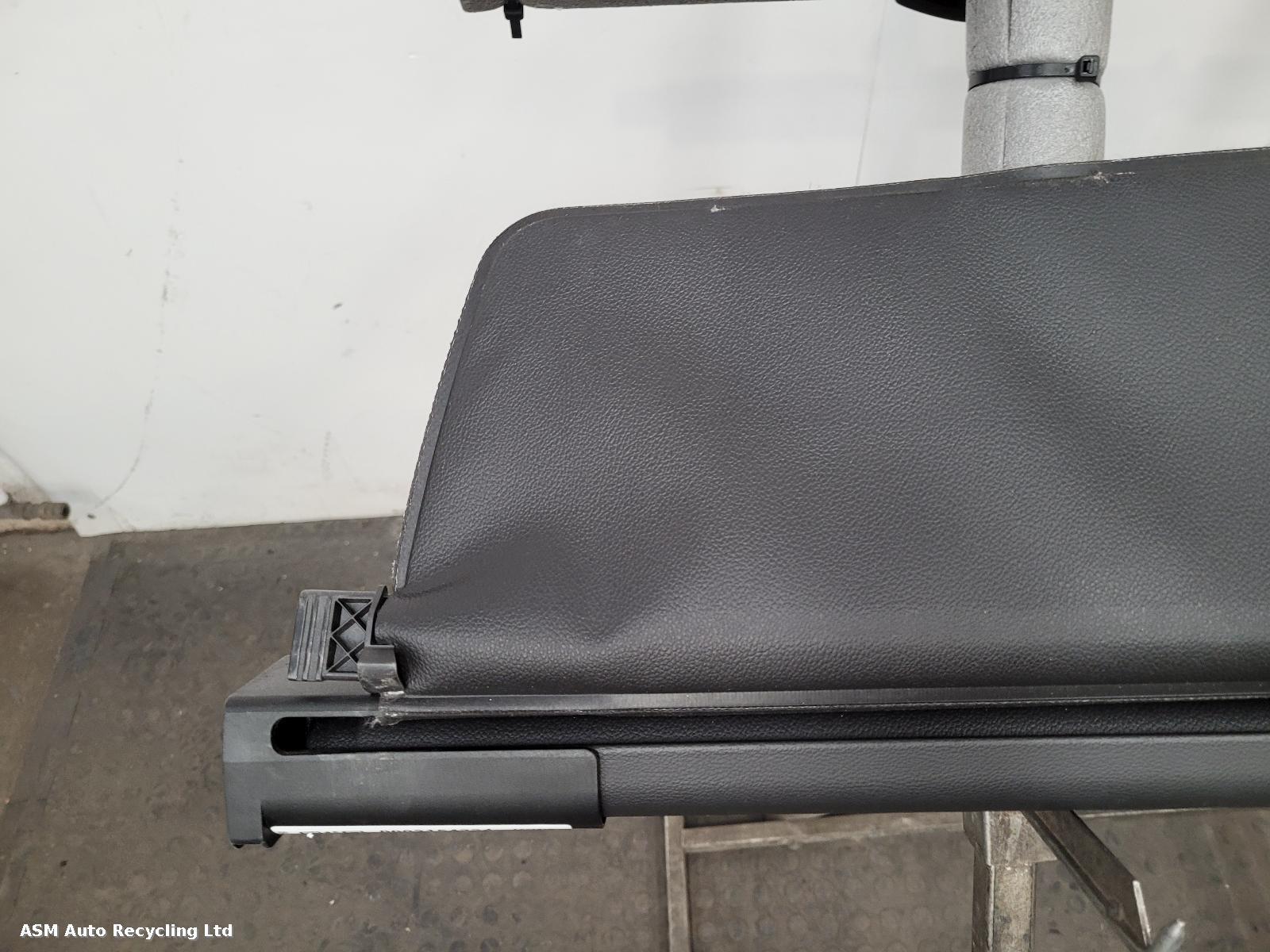 View Auto part Parcel Shelf Vauxhall Insignia 2011