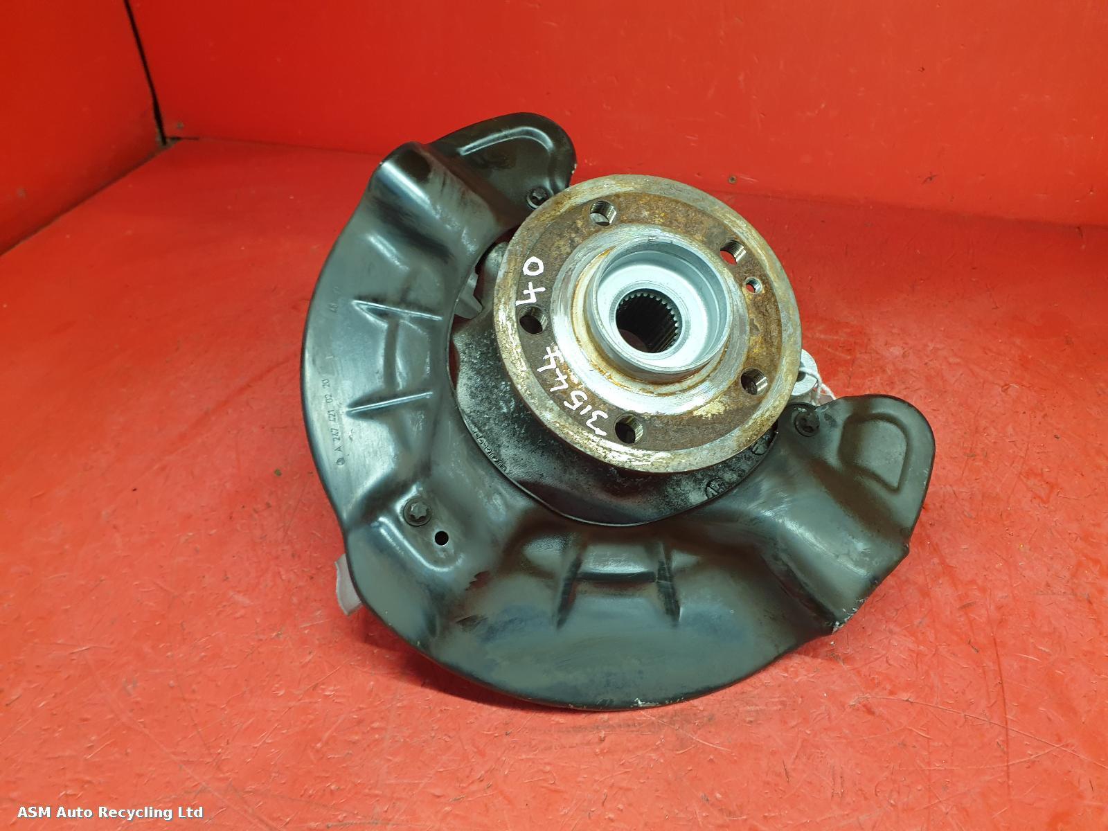 View Auto part RF Hub/Stub Axle Assembly Mercedes Cla 2023