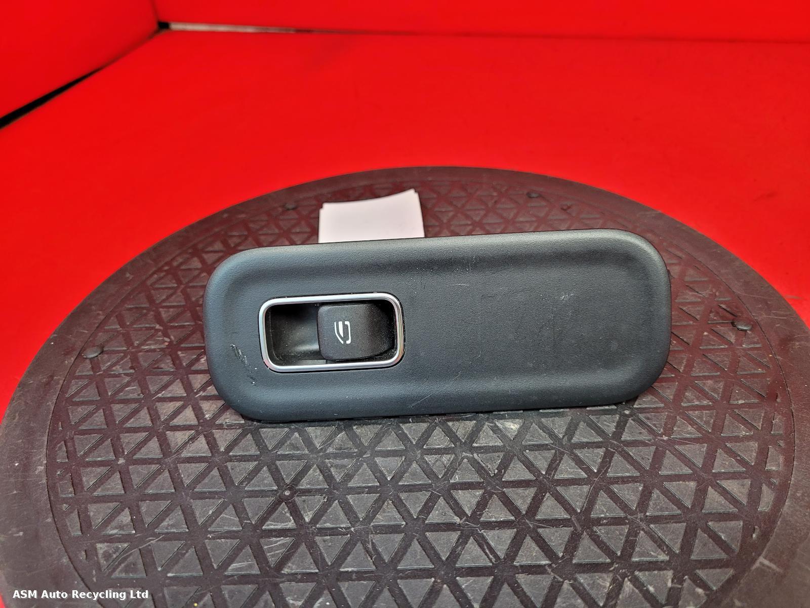 View Auto part Elect. Window Switch Mercedes Cla 2023