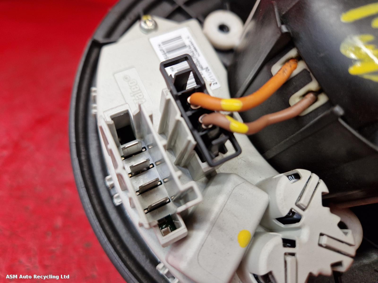 View Auto part Heater Motor/Assembly Bmw 3 Series 2007