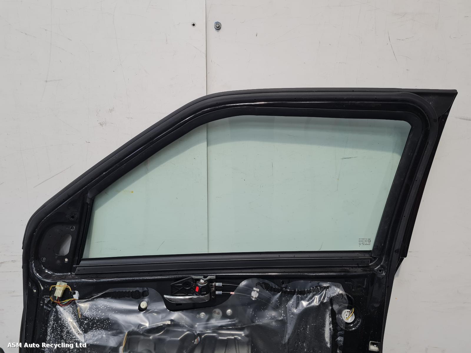View Auto part R Front Door Suzuki Swift 2015