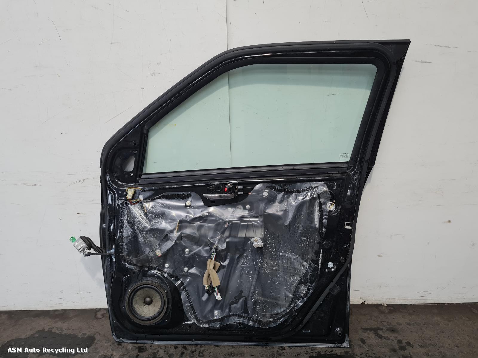 View Auto part R Front Door Suzuki Swift 2015