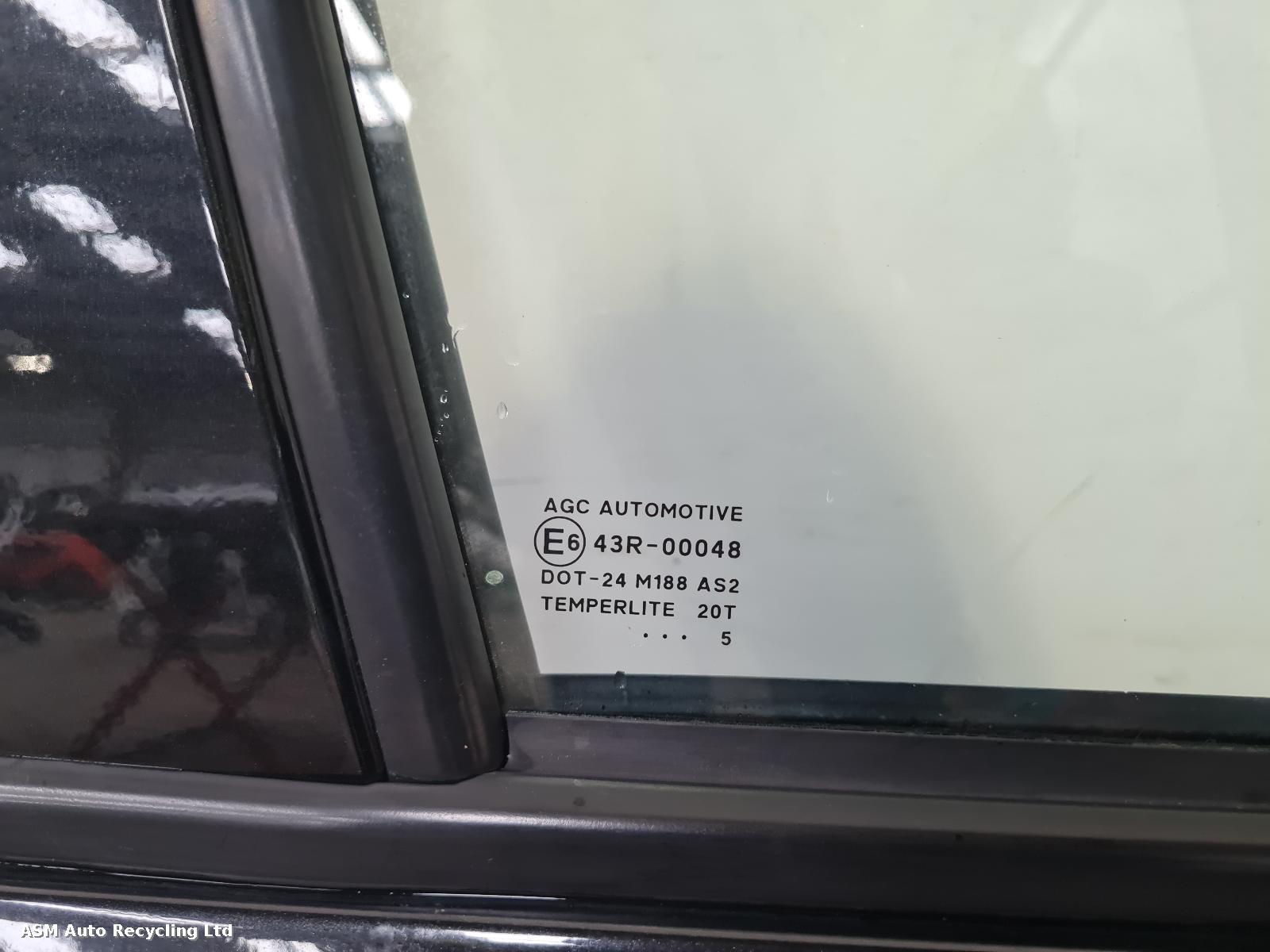View Auto part R Front Door Suzuki Swift 2015