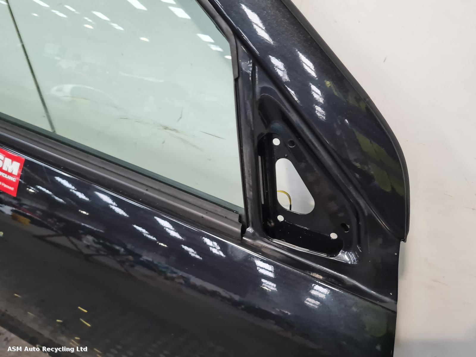 View Auto part R Front Door Suzuki Swift 2015