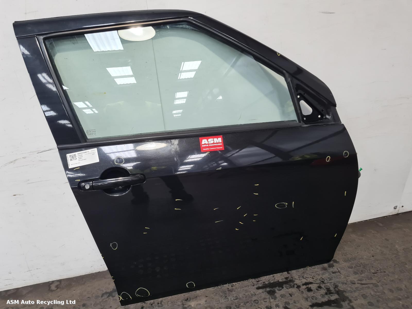View Auto part R Front Door Suzuki Swift 2015