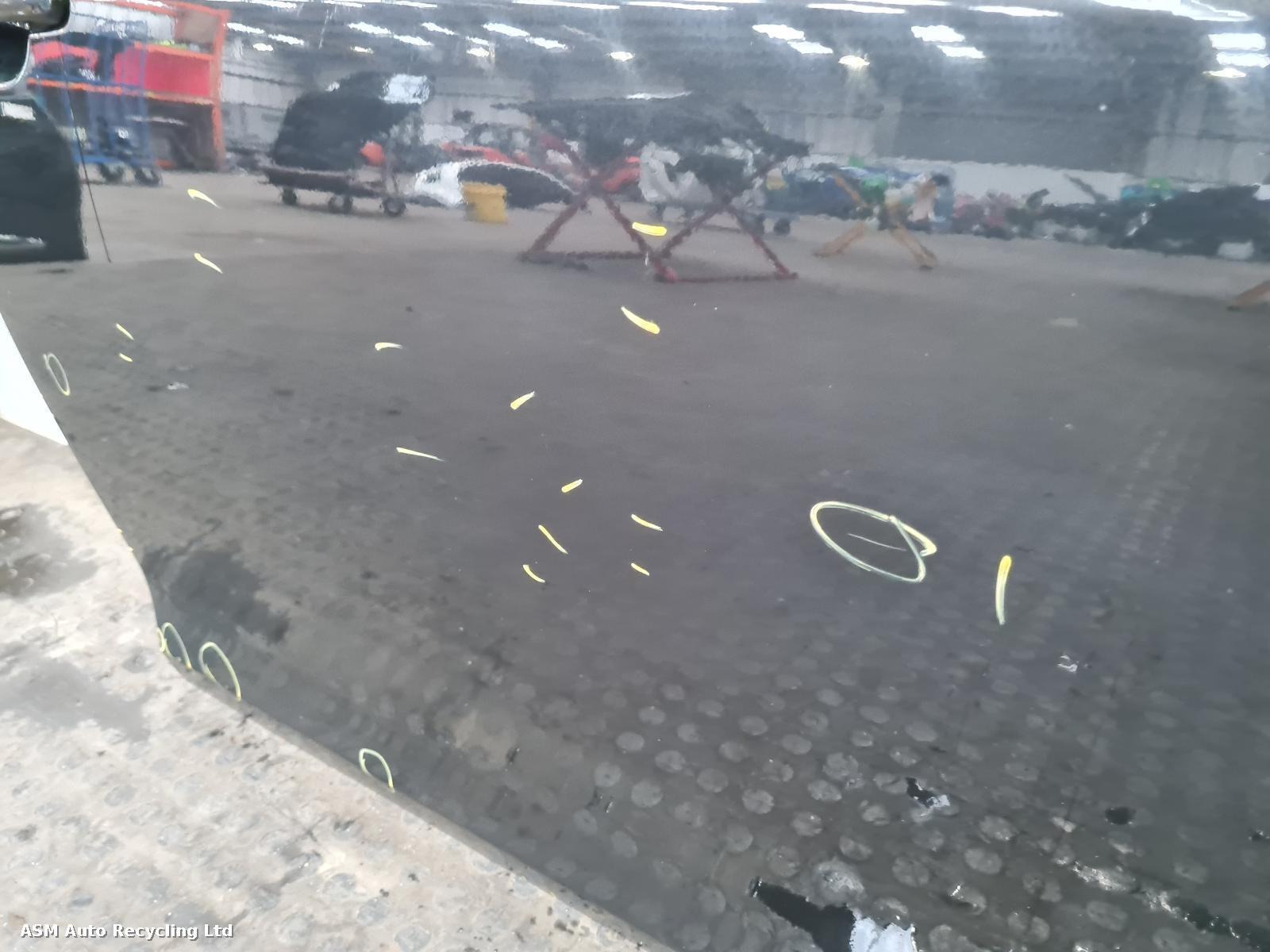 View Auto part R Front Door Suzuki Swift 2015