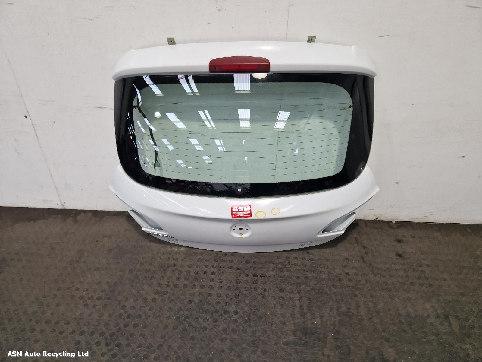 View Auto part Bootlid/Tailgate Vauxhall Corsa 2015