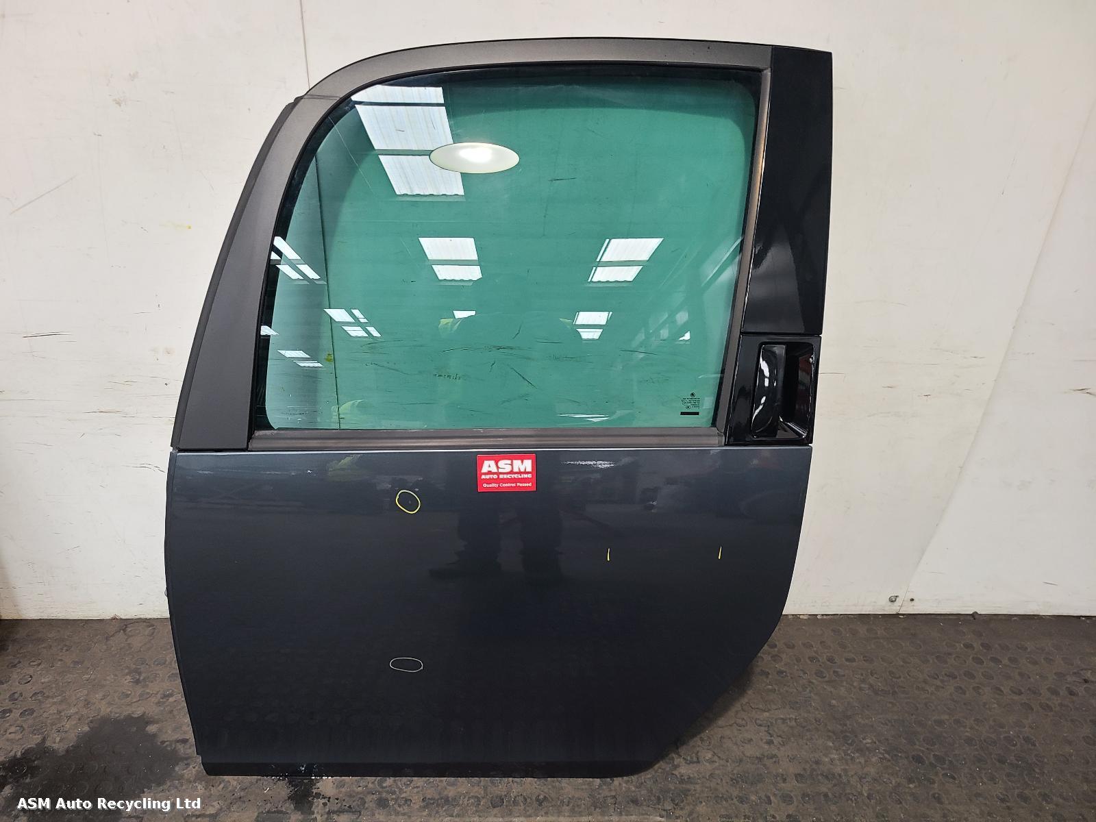 View Auto part L Rear Door Skoda Roomster 2015