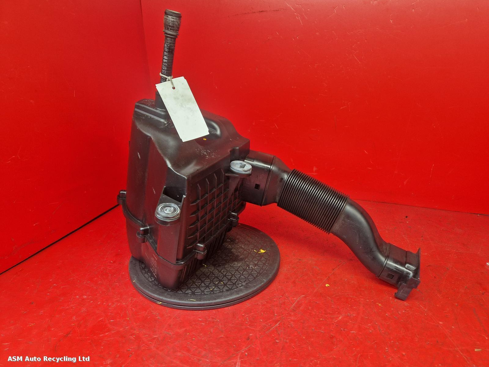 View Auto part Air Cleaner/Box Skoda Roomster 2015