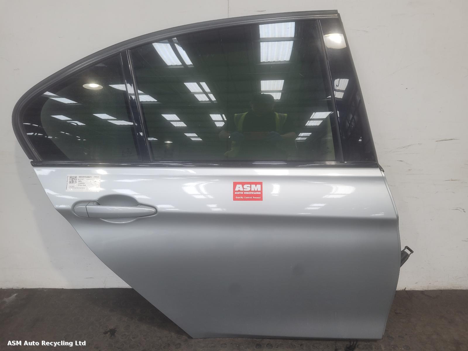 View Auto part R Rear Door Bmw 3 Series 2017