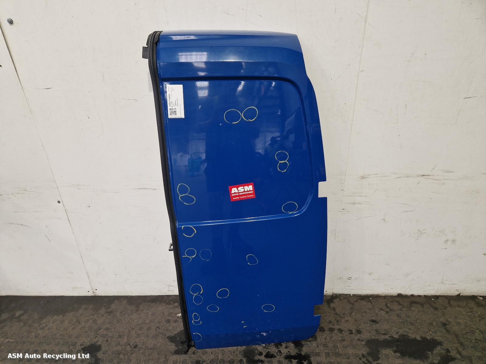 View Auto part R Rear Door Fiat Fiorino 2010