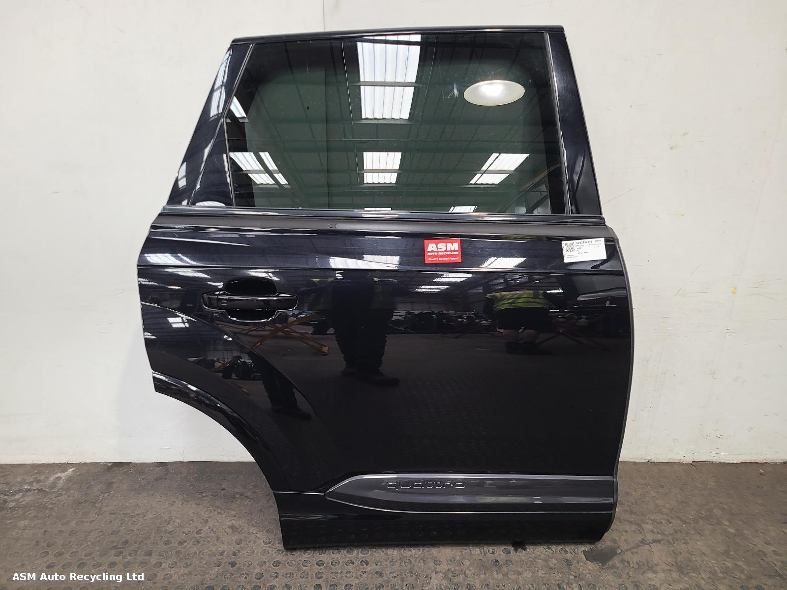 View Auto part R Rear Door Audi Q7 2017