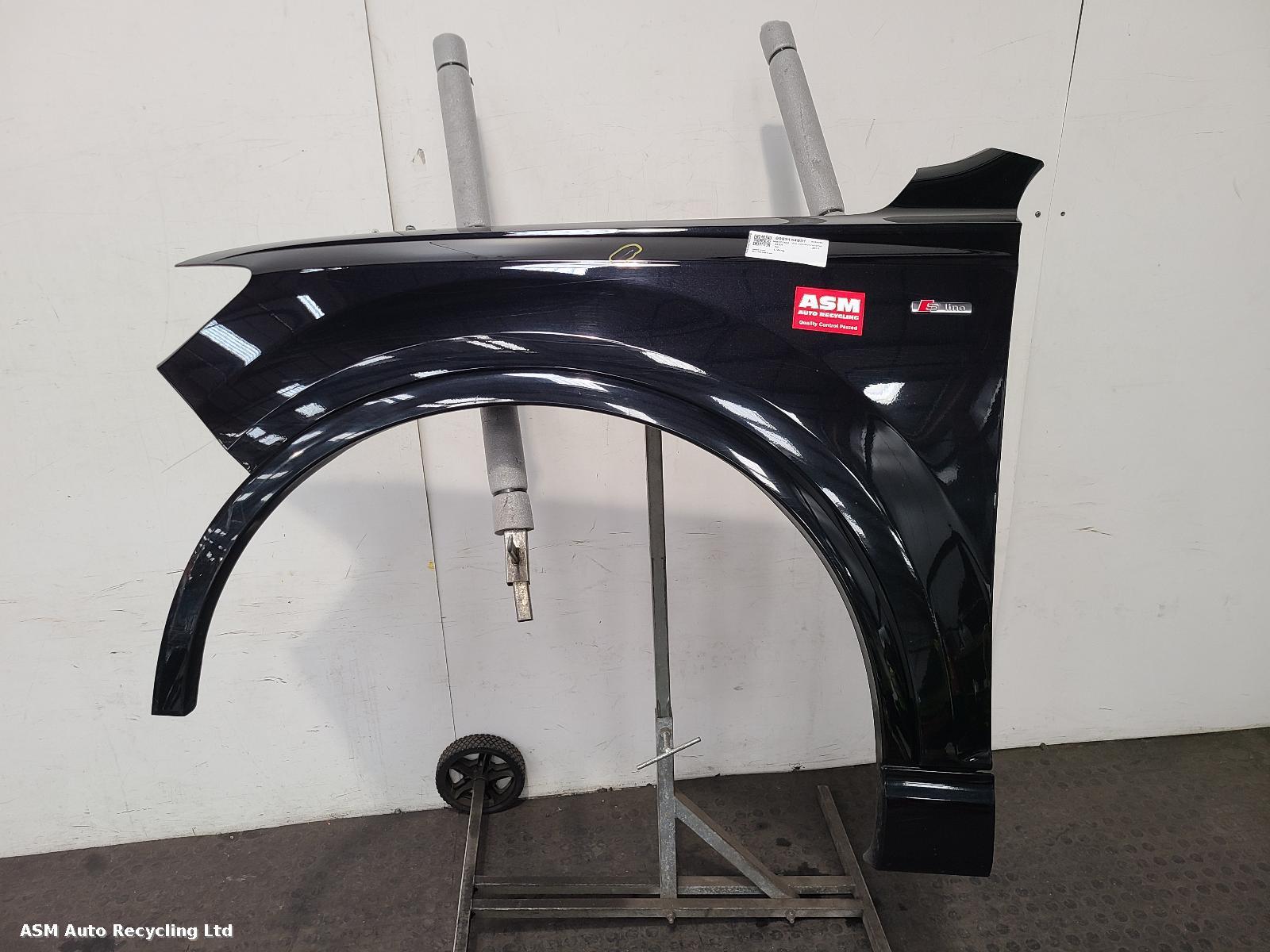 View Auto part L Wing Audi Q7 2017