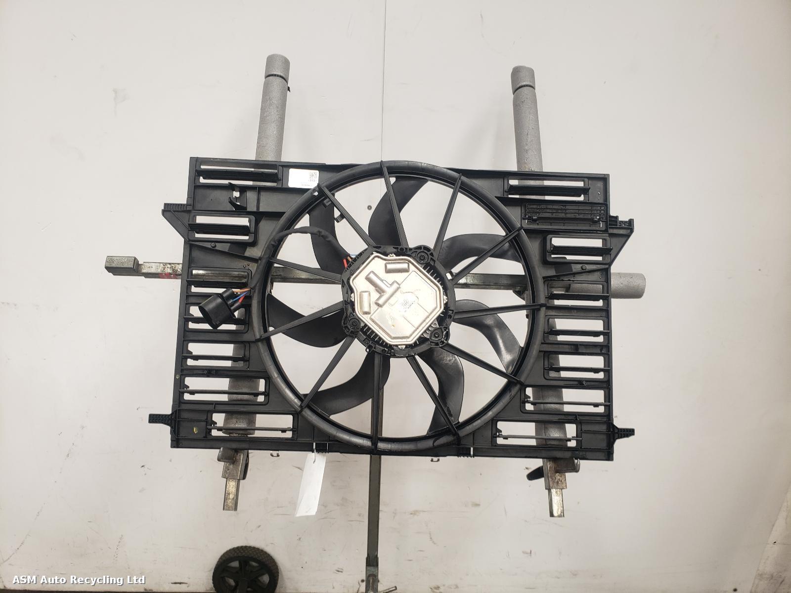 View Auto part Engine Cooling Motor Audi Q7 2017