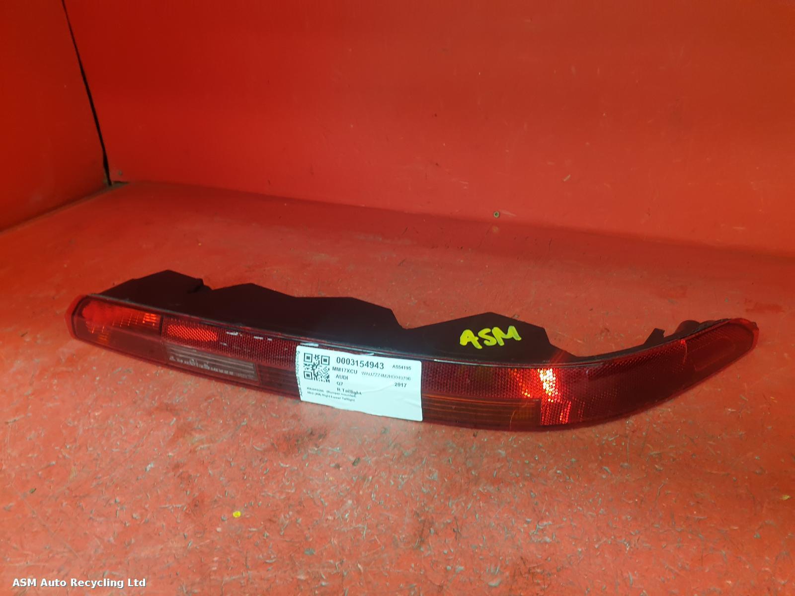 View Auto part R Taillight Audi Q7 2017