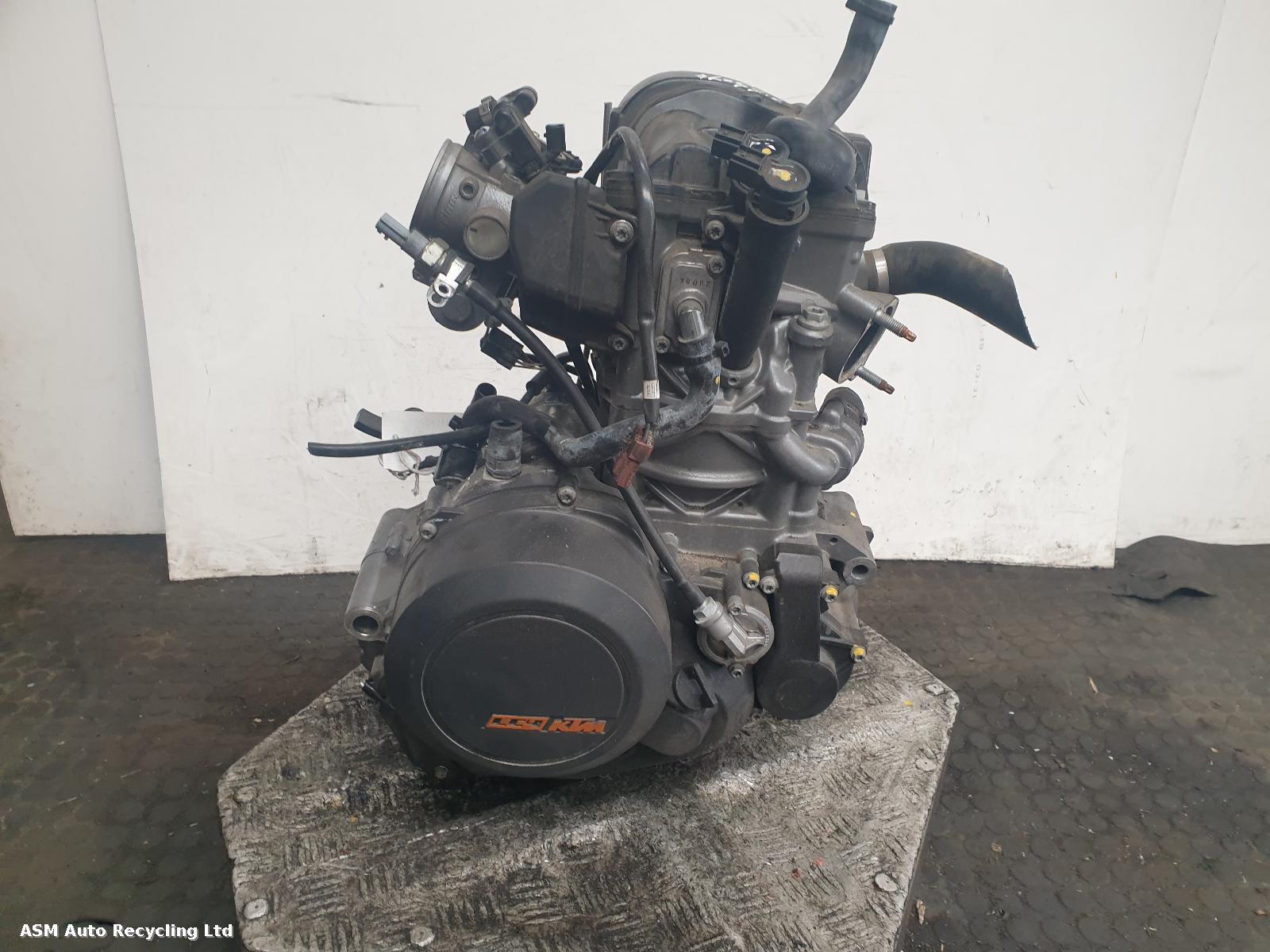 View Auto part Engine Ktm 690 Smc	R 2023