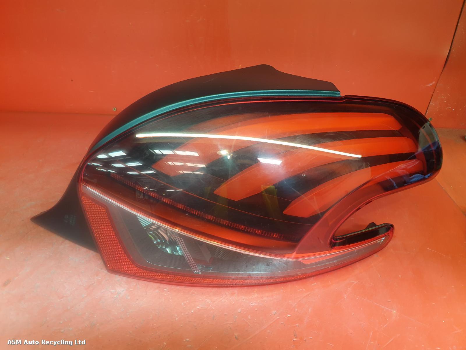 View Auto part R Taillight Peugeot 208 2018