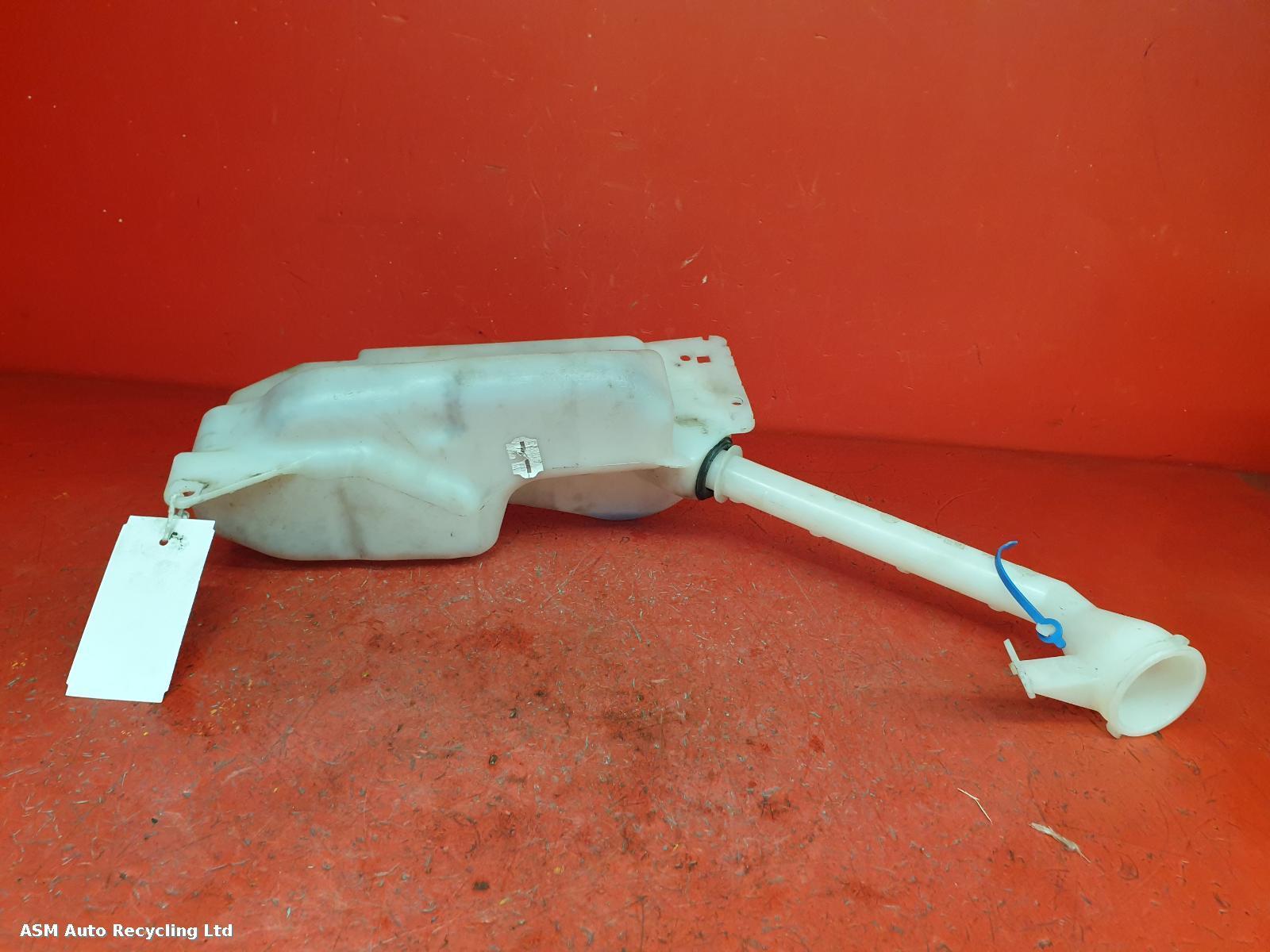 View Auto part Washer Bottle Nissan Qashqai 2013