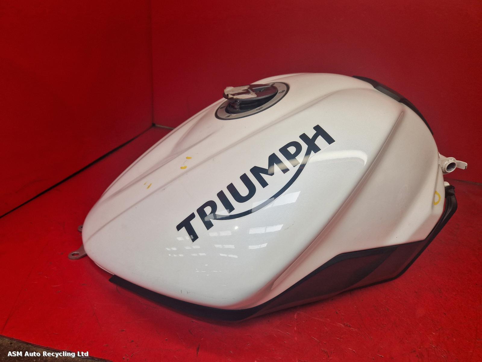 View Auto part Fuel Tank Triumph Street Triple 675 2015