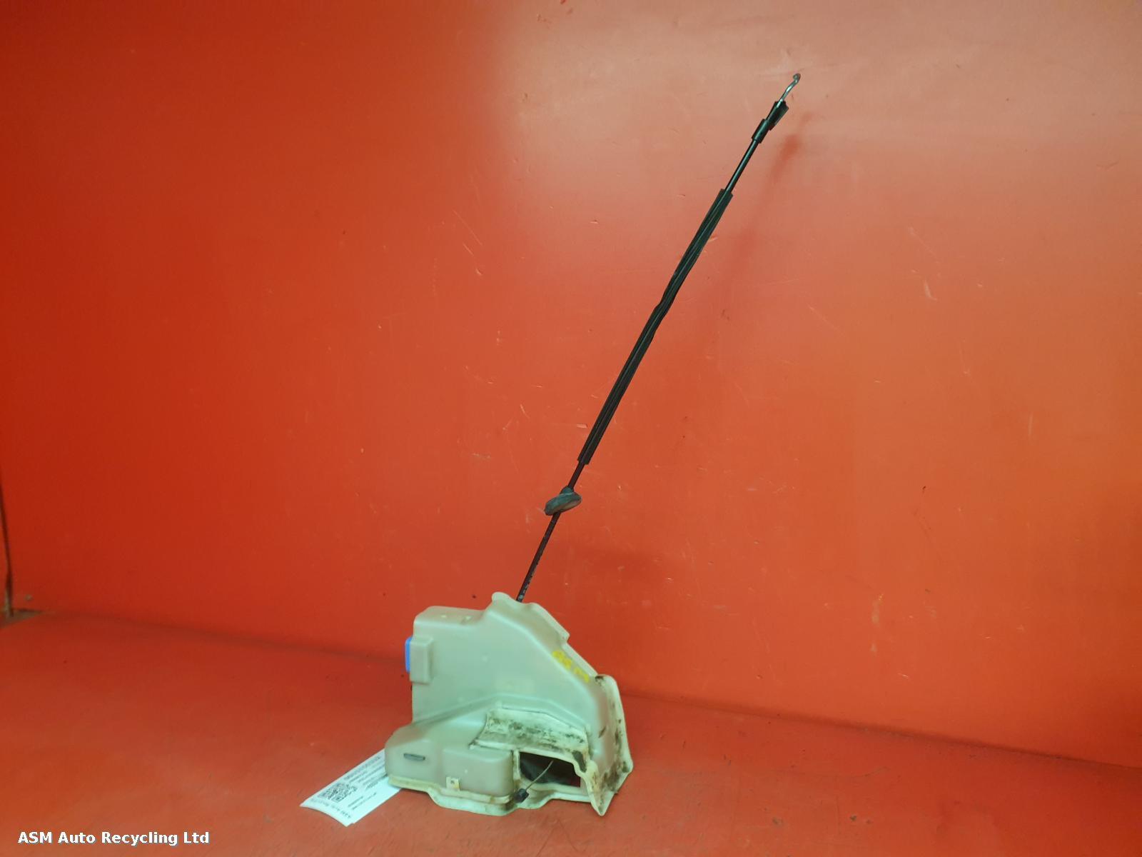 View Auto part Door Lock Assembly Volkswagen Golf 2008